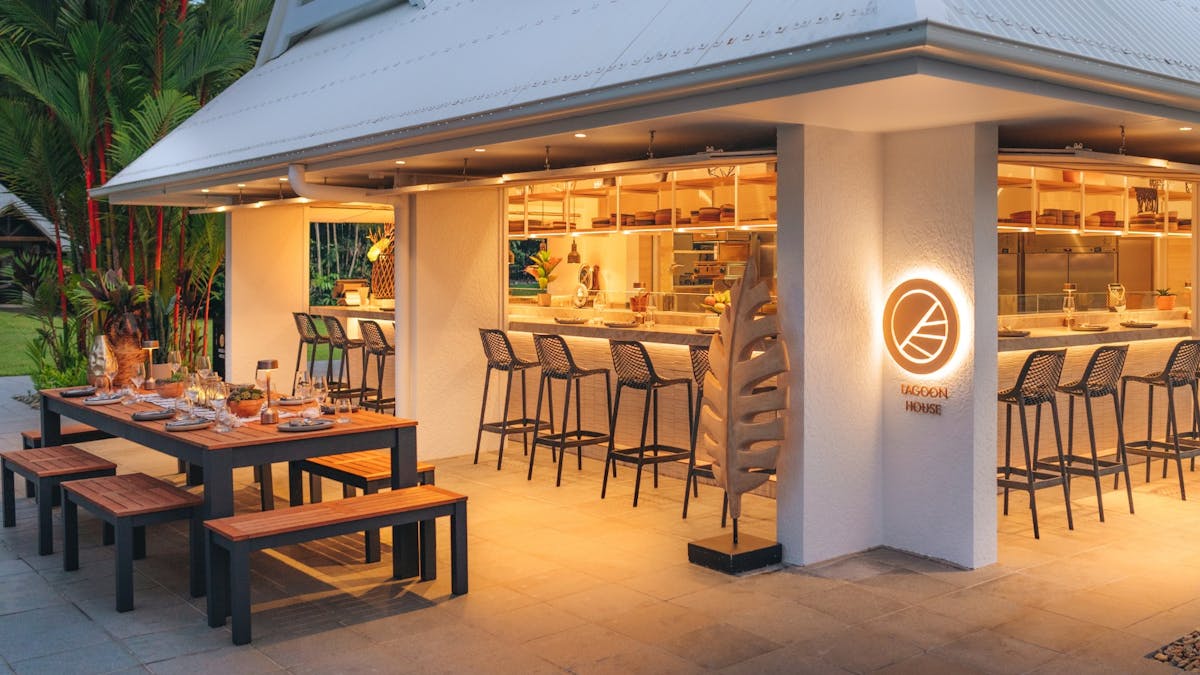 Outdoor Restaurant with Open Kitchen