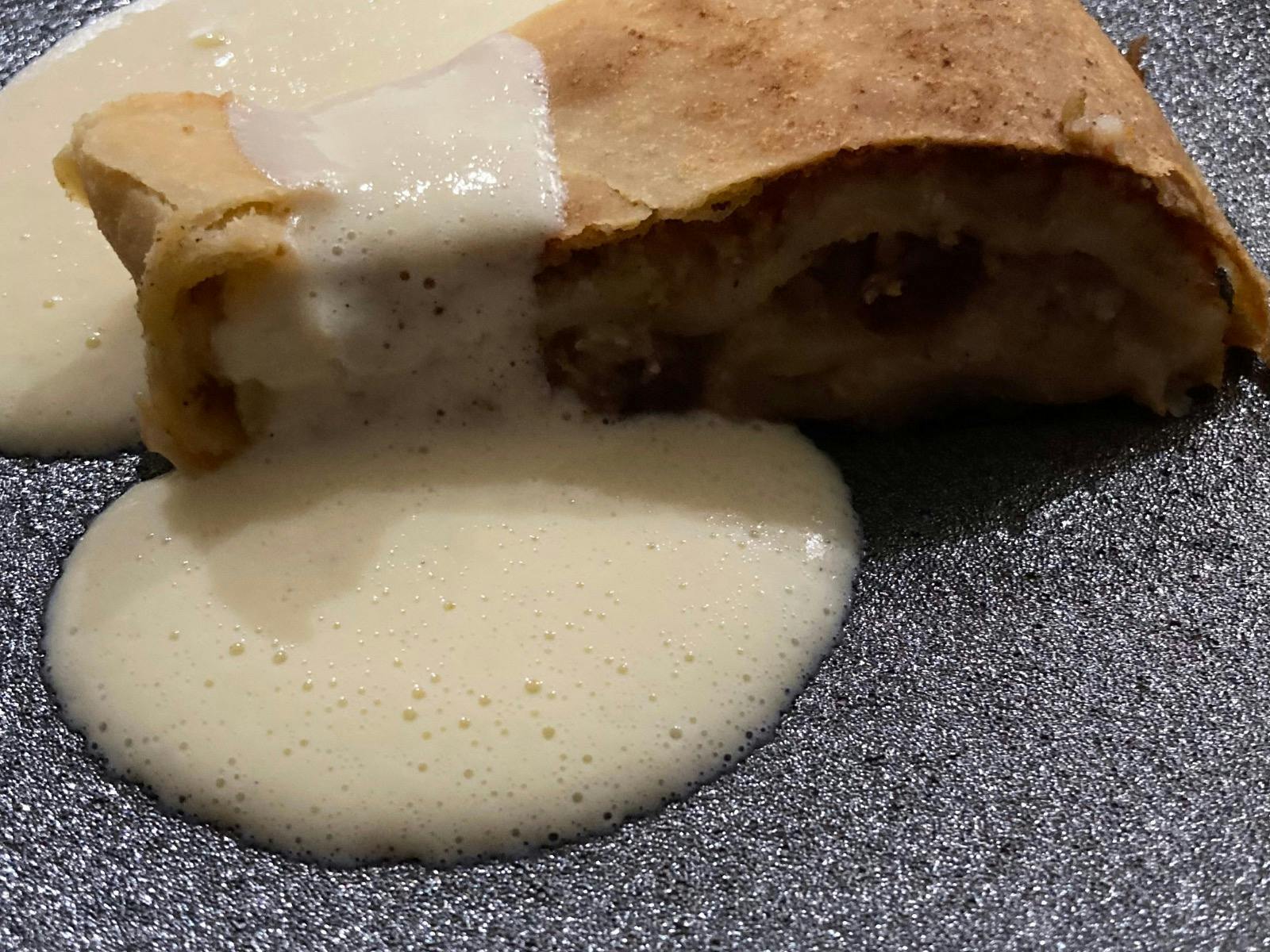 Strudel with sauce