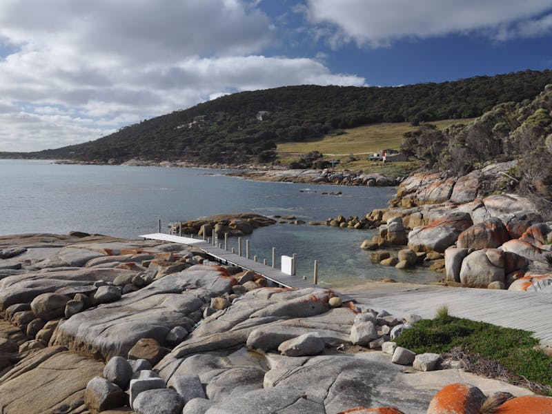 Drive Discovery North Flinders Island