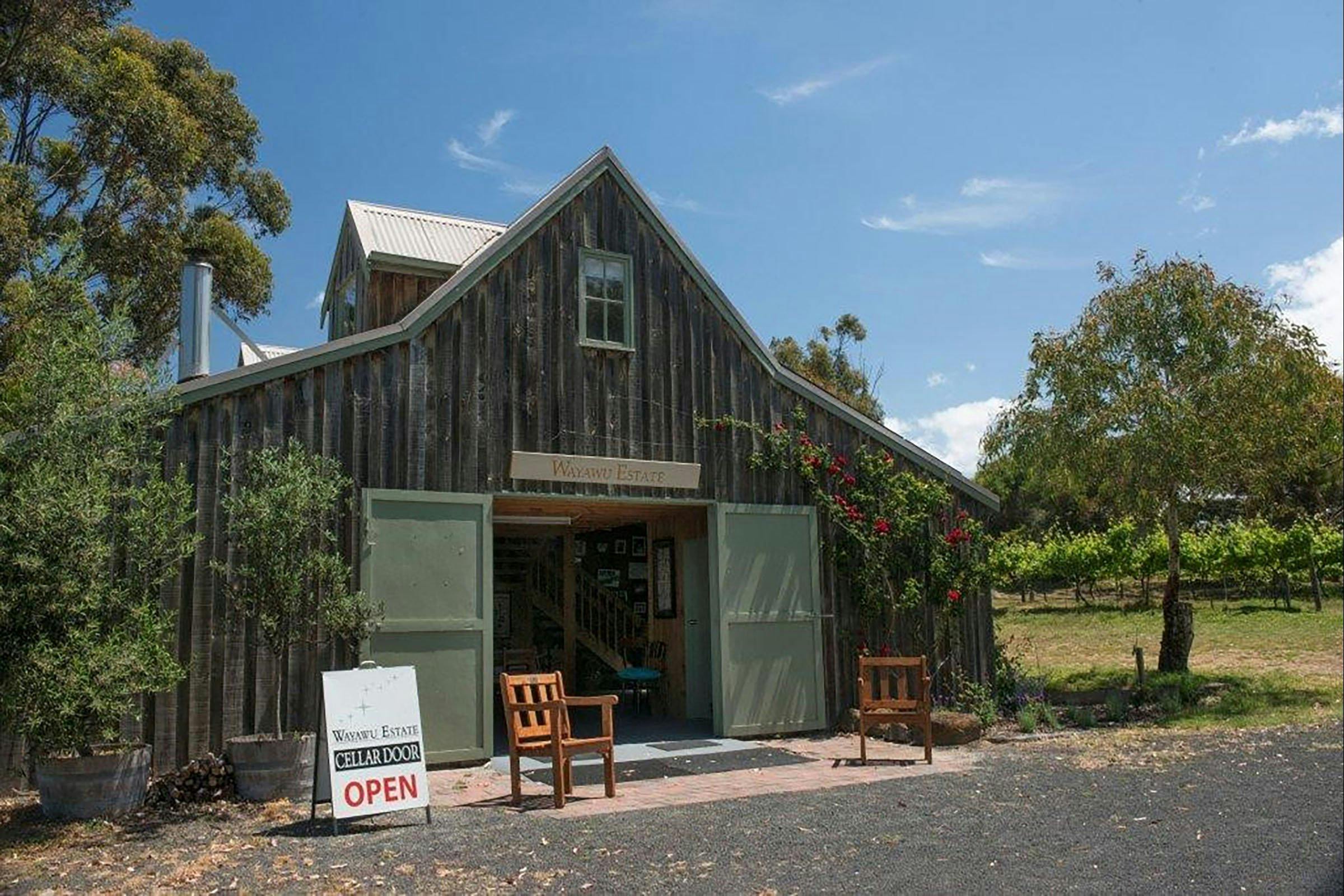 Wayawu Estate