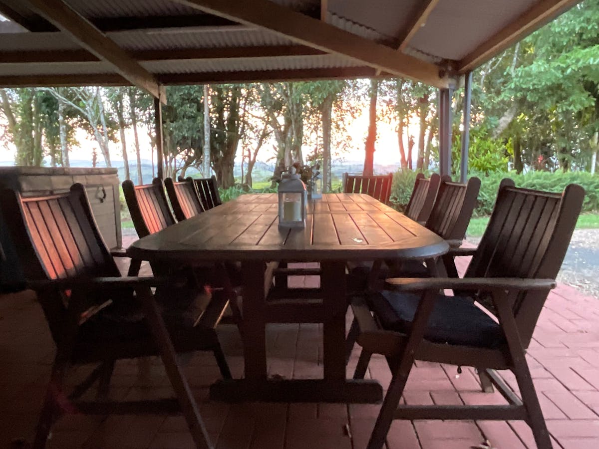 Outdoor dining, weber bbq looking out to extensive mountain views & beautiful sunsets