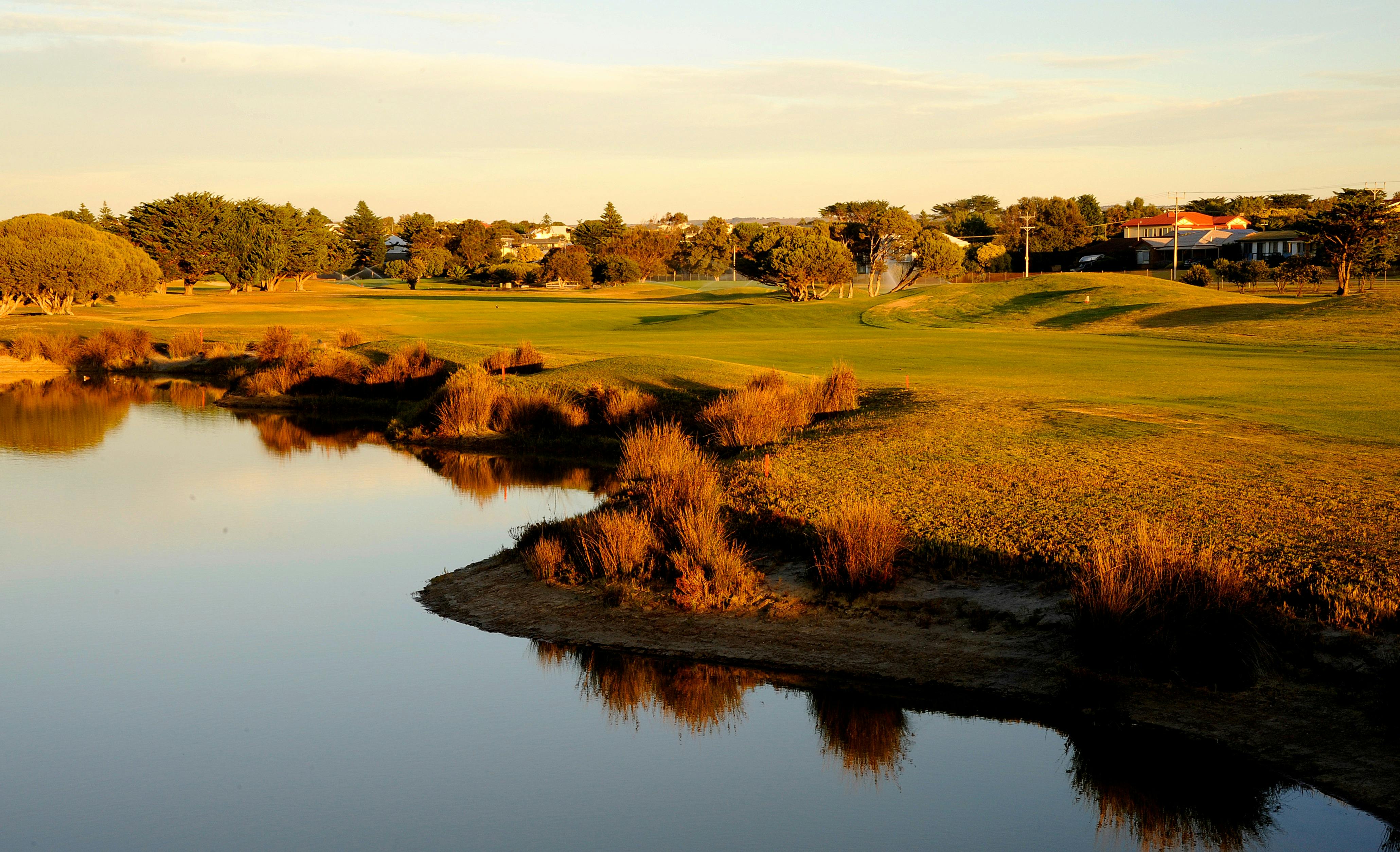 South Lakes Golf Club