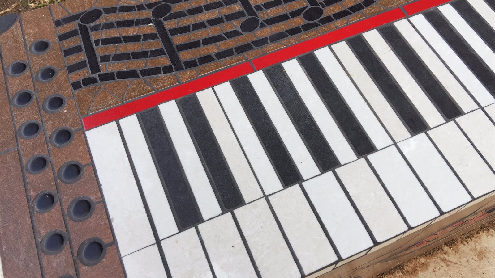 Piano Park Bench, Moonta