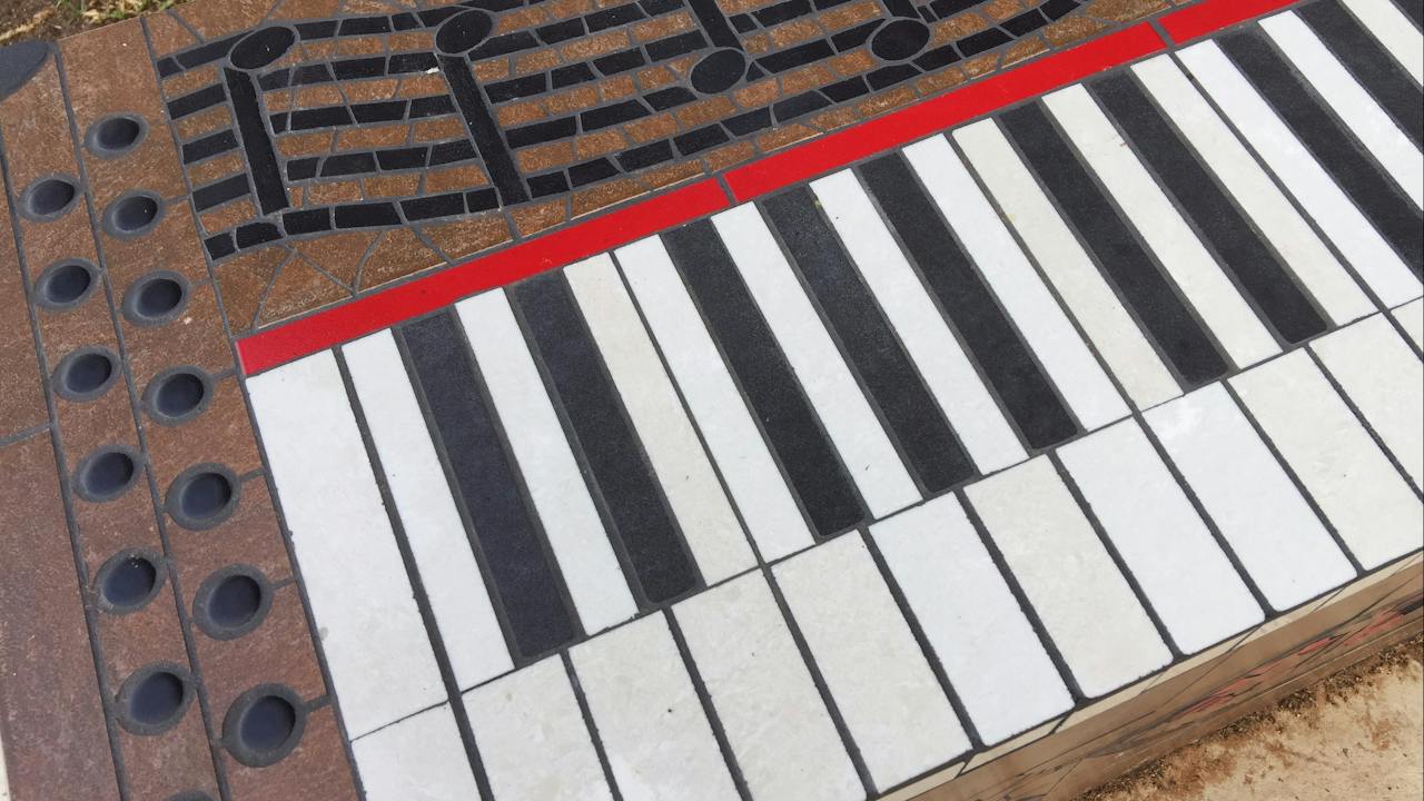 Piano Park Bench, Moonta