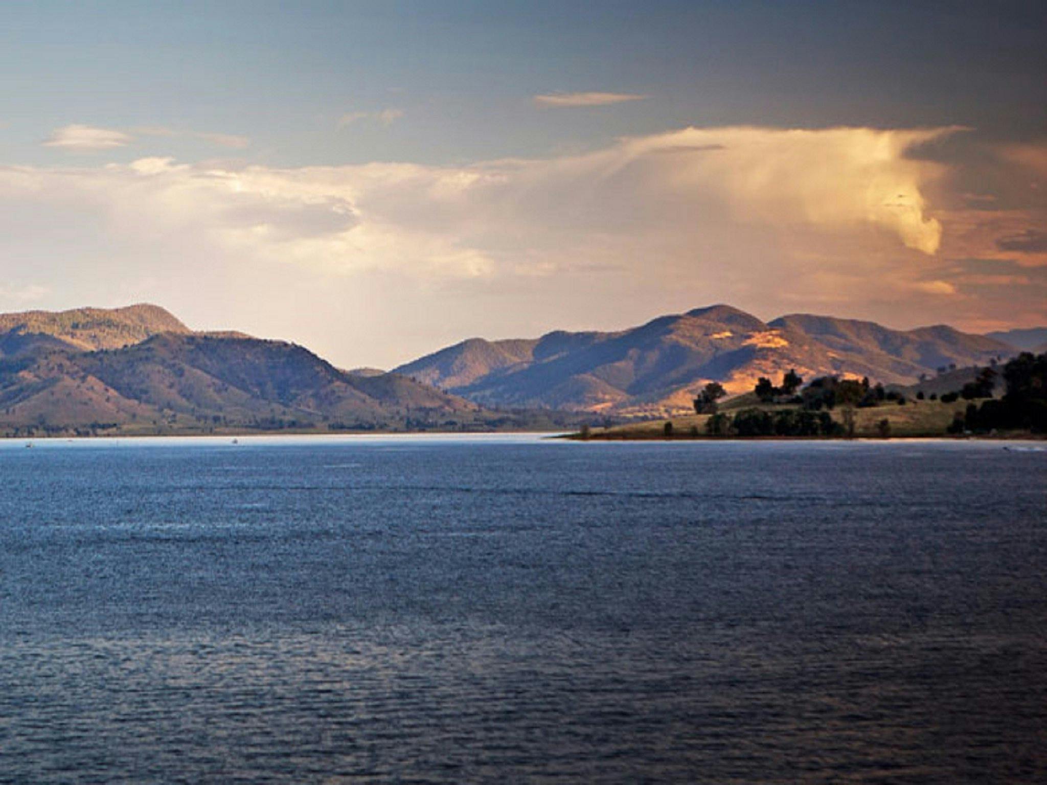 Lake Hume