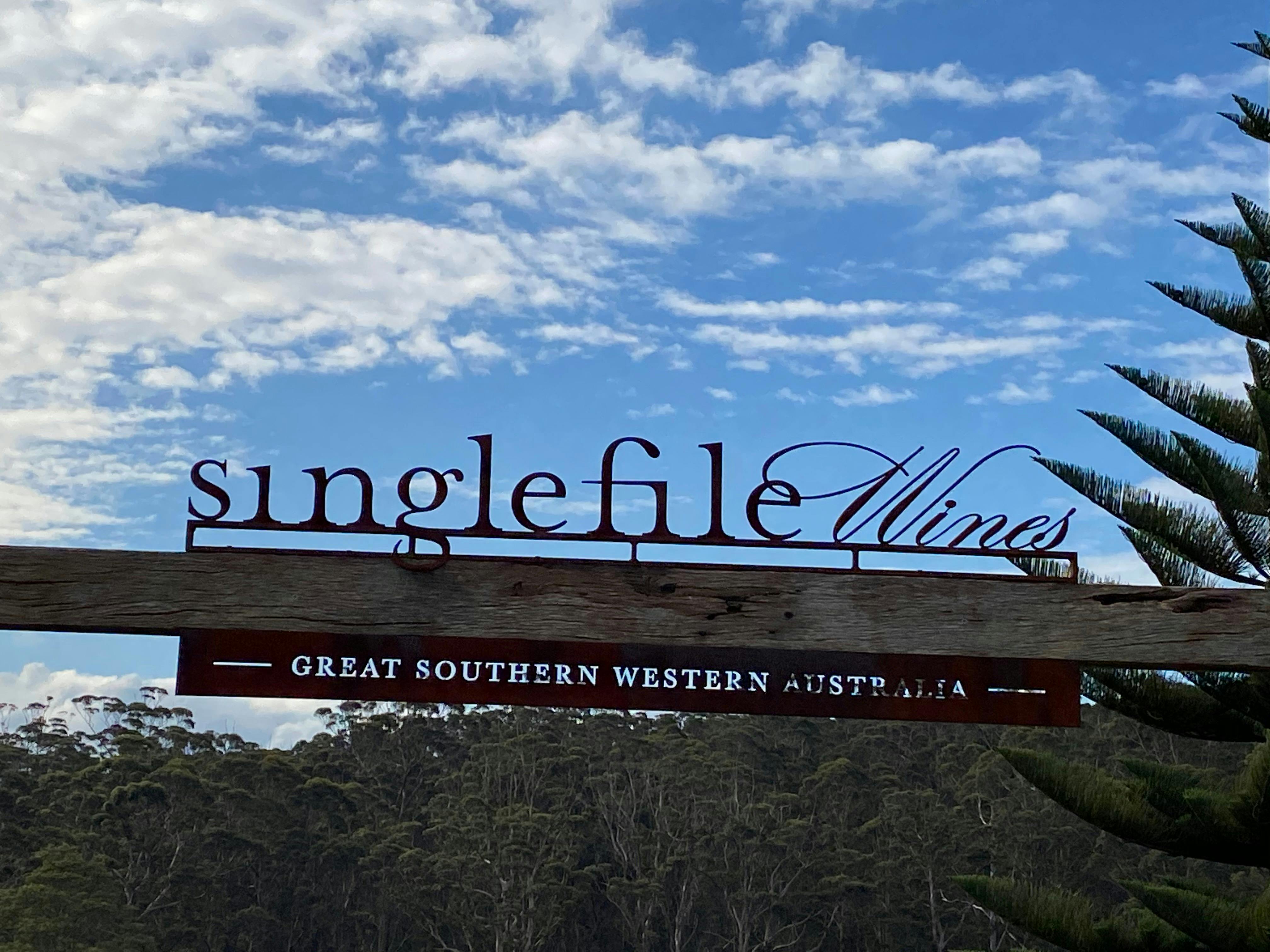 Singlefile Wines