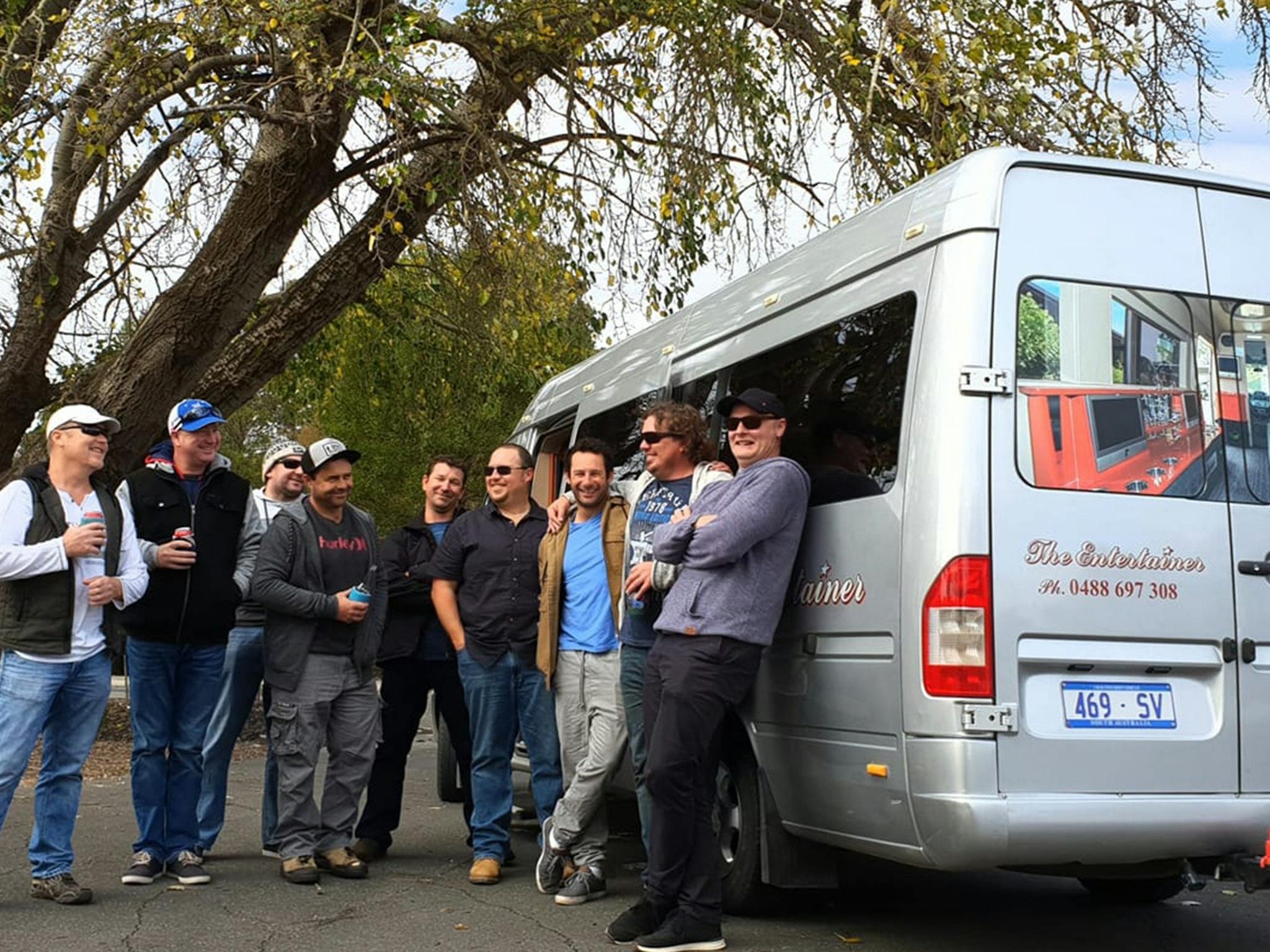 Entertainer Limousine
