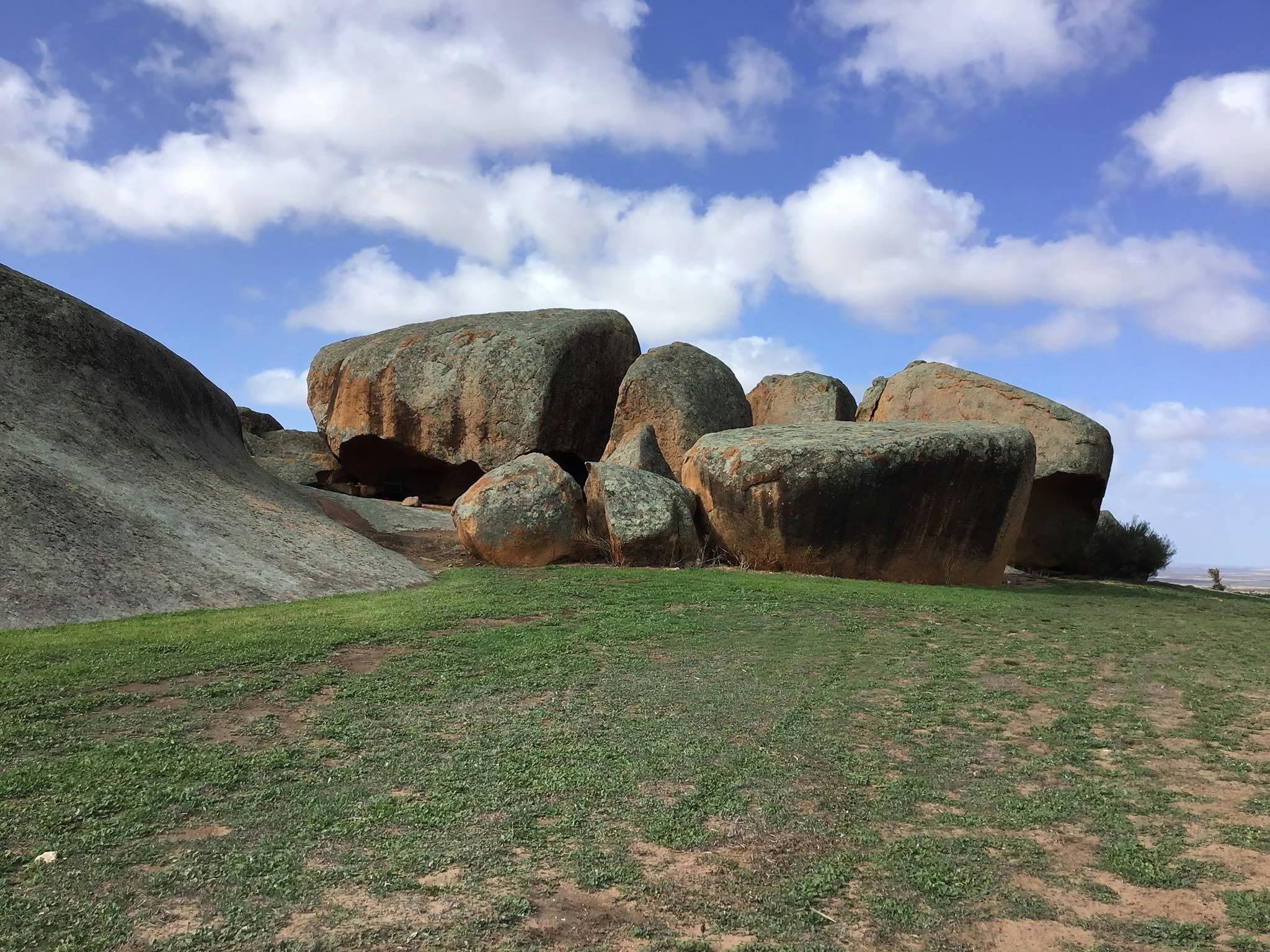 Wattle Grove Rock Campground