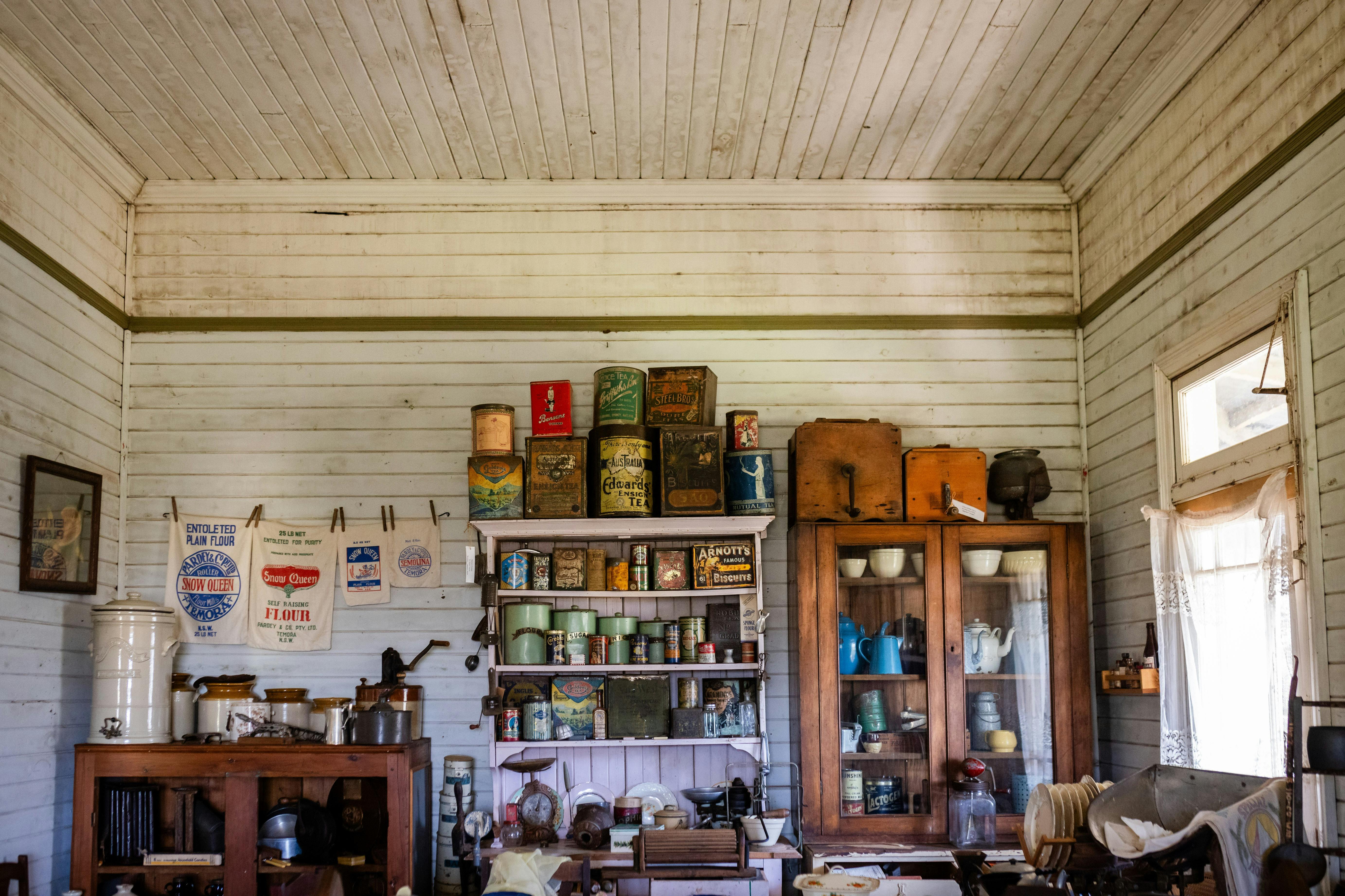 Pioneers cottage kitchen