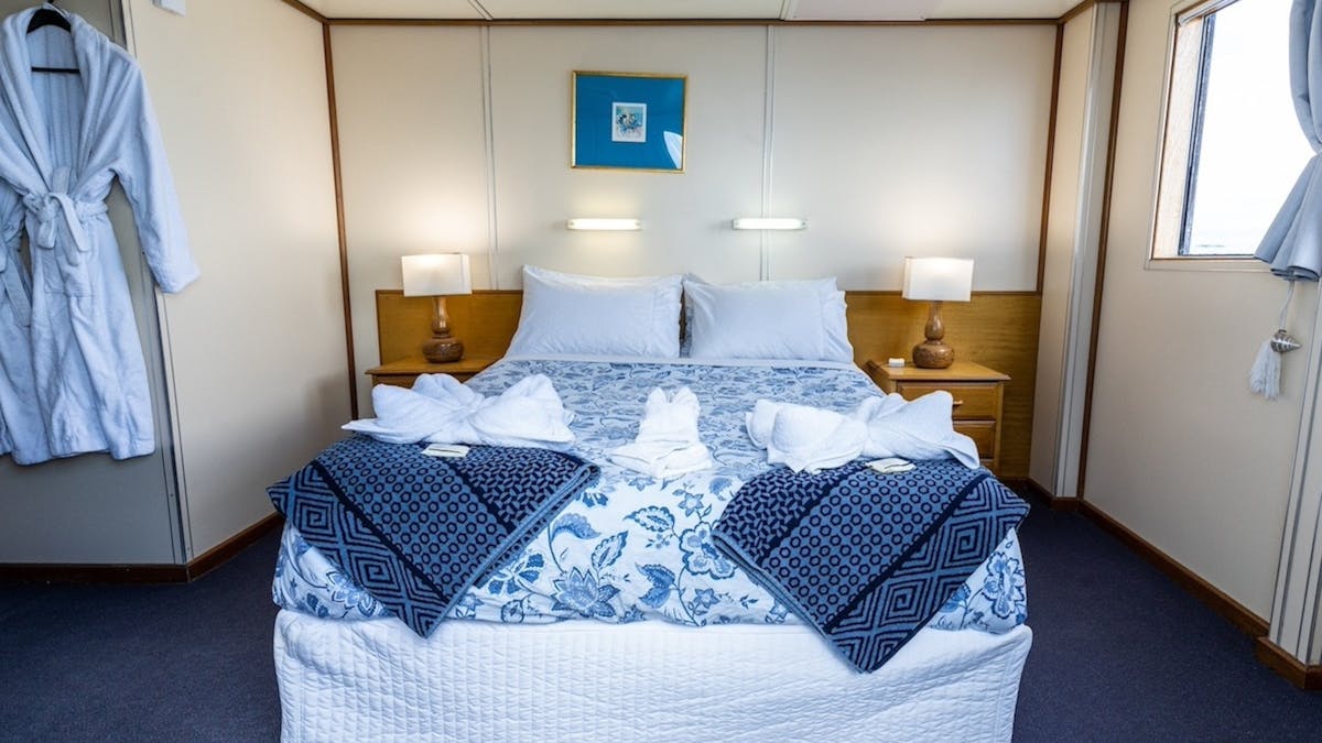 Reef-Encounter-Double-Stateroom