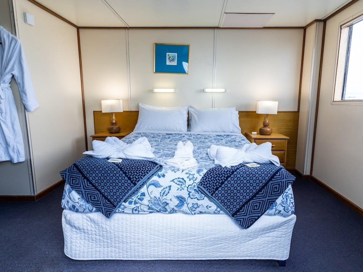Reef-Encounter-Double-Stateroom