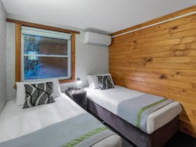 3 Bedroom Apartment - Twin Beds
