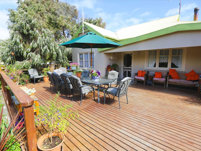 King Island Guesthouse image