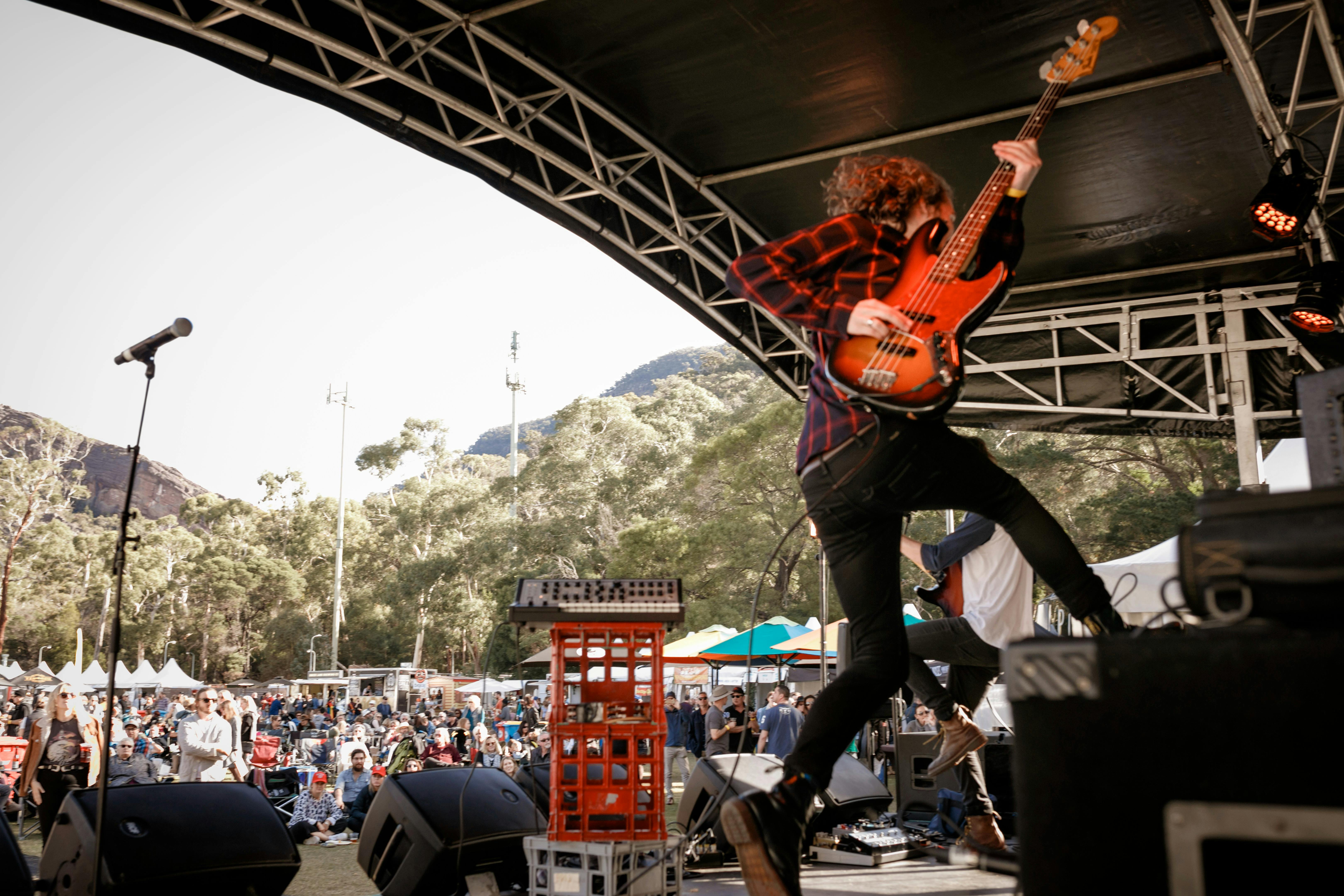 The Kite Machine band playing at Grampians Grape Escape in 2018
