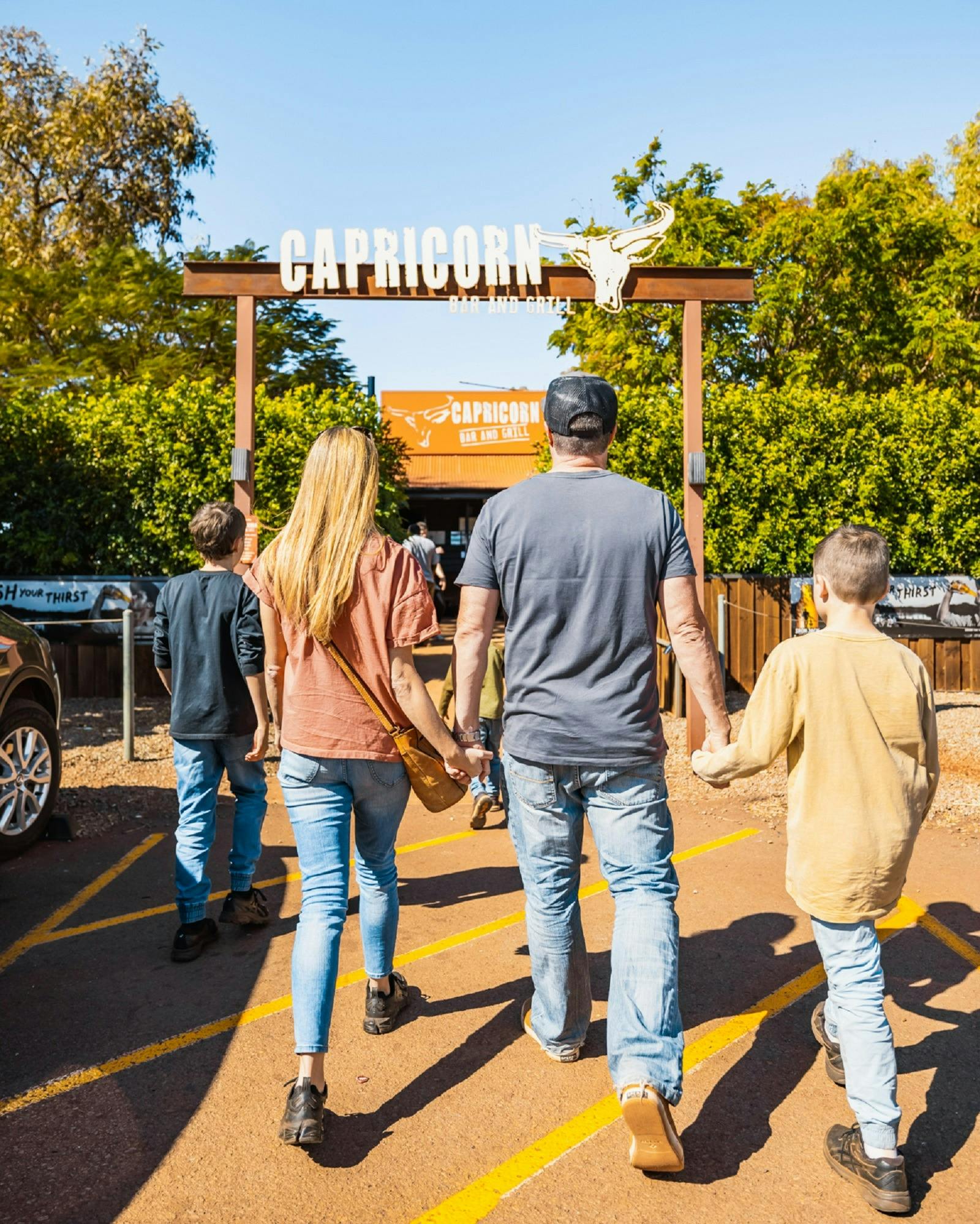 Capricorn Bar and Grill