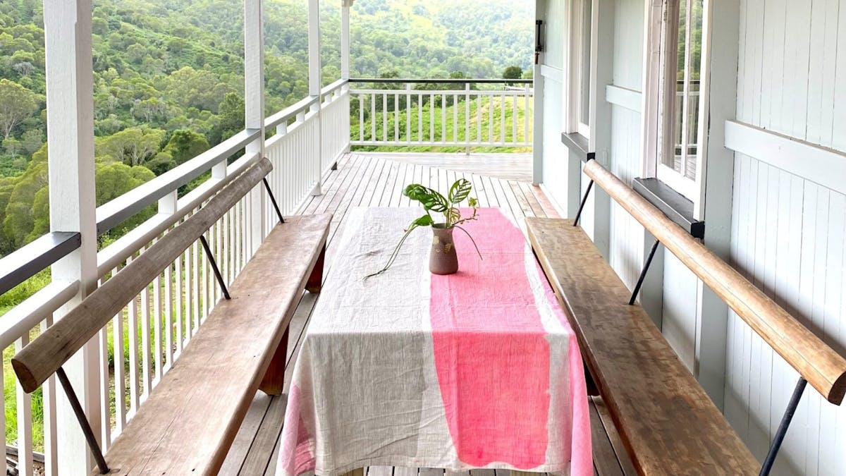 farm stay near brisbane