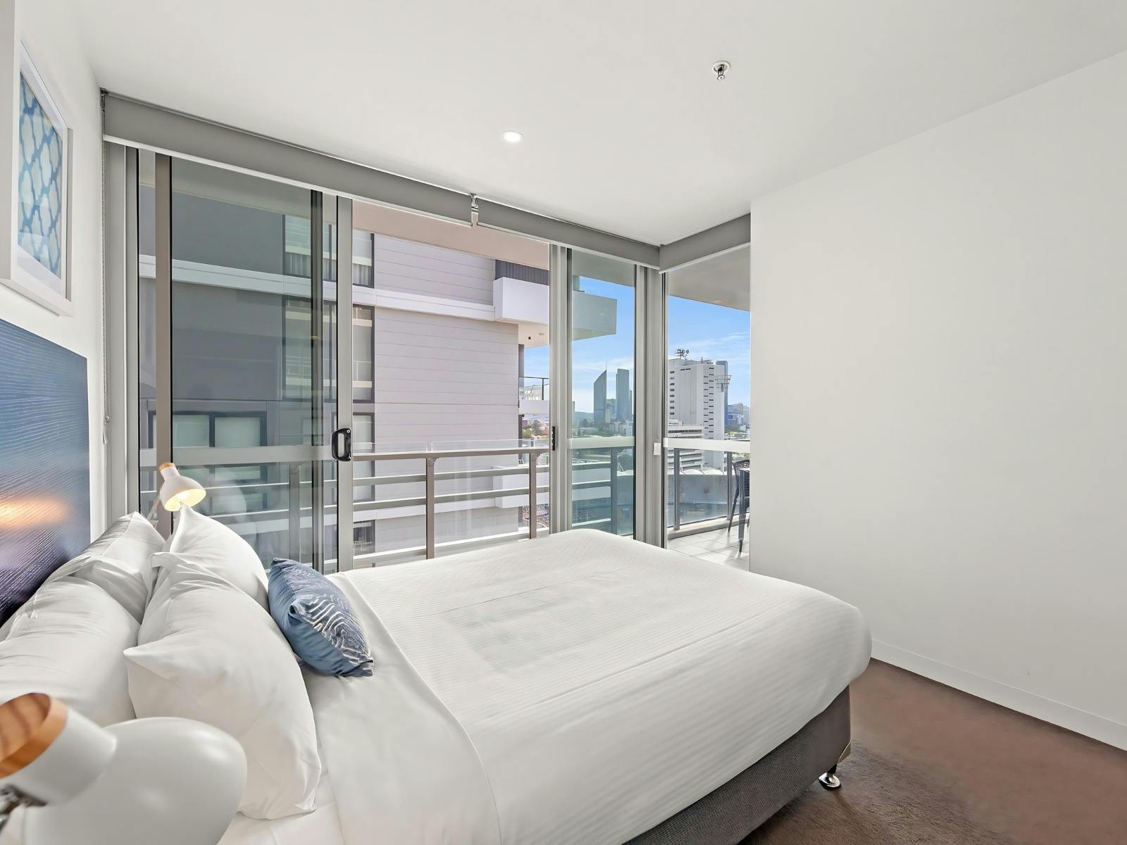 3 Bed 2 Bathroom 3 Bed 2 Bathroom