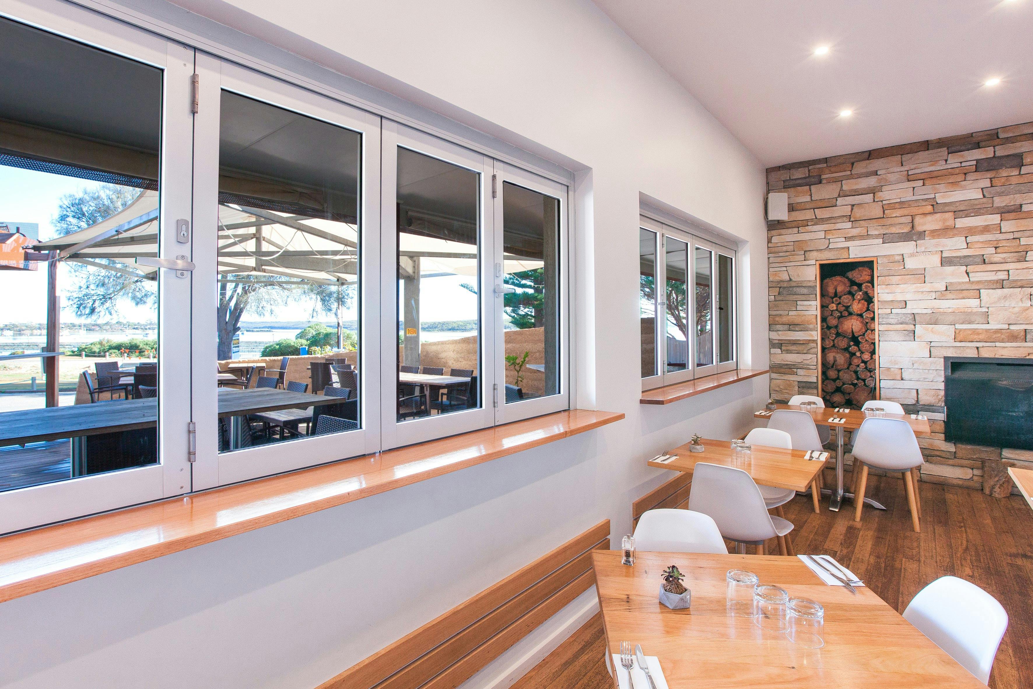 1802 Oyster Bar Dining Room