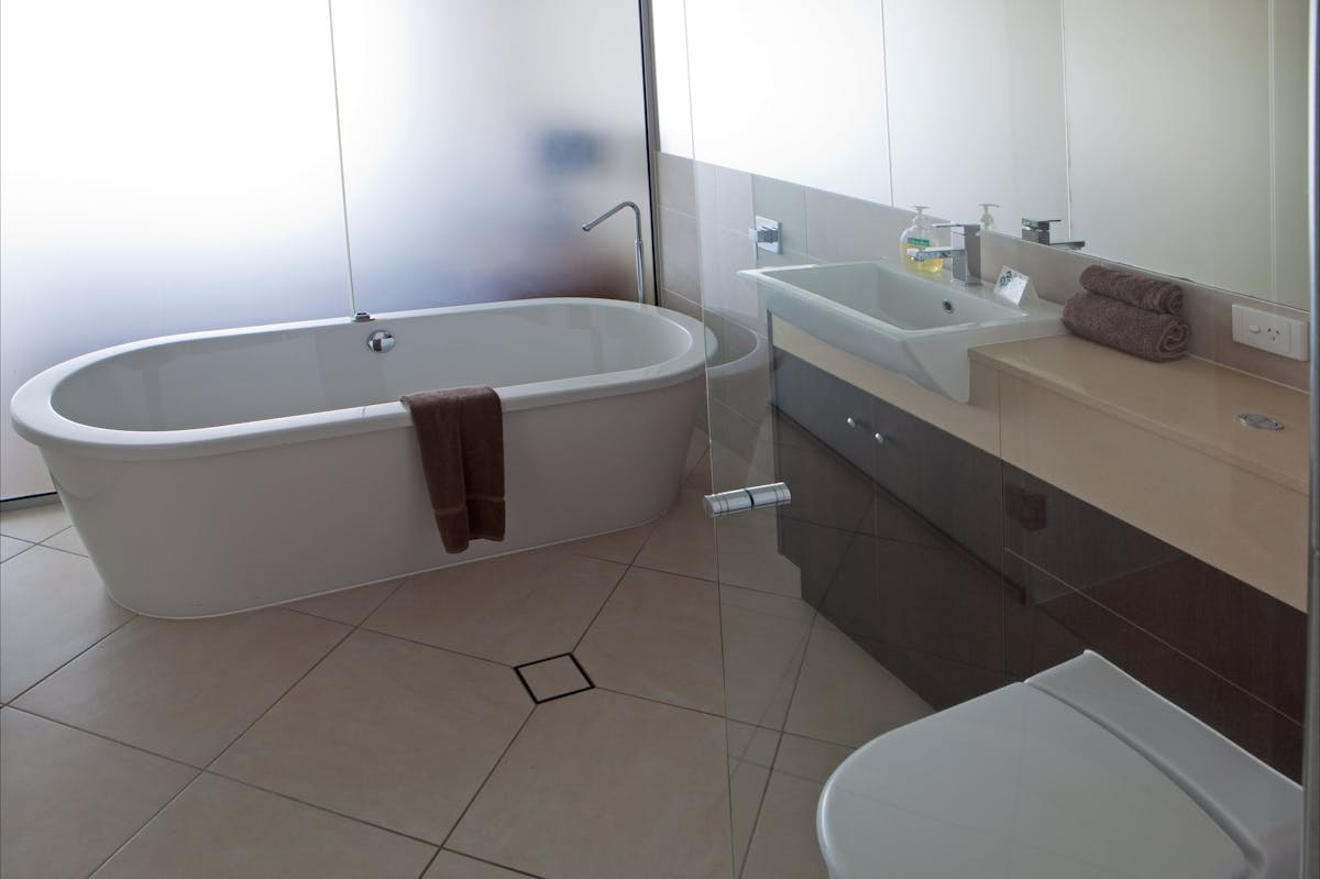 Ensuite bathroom with separate shower