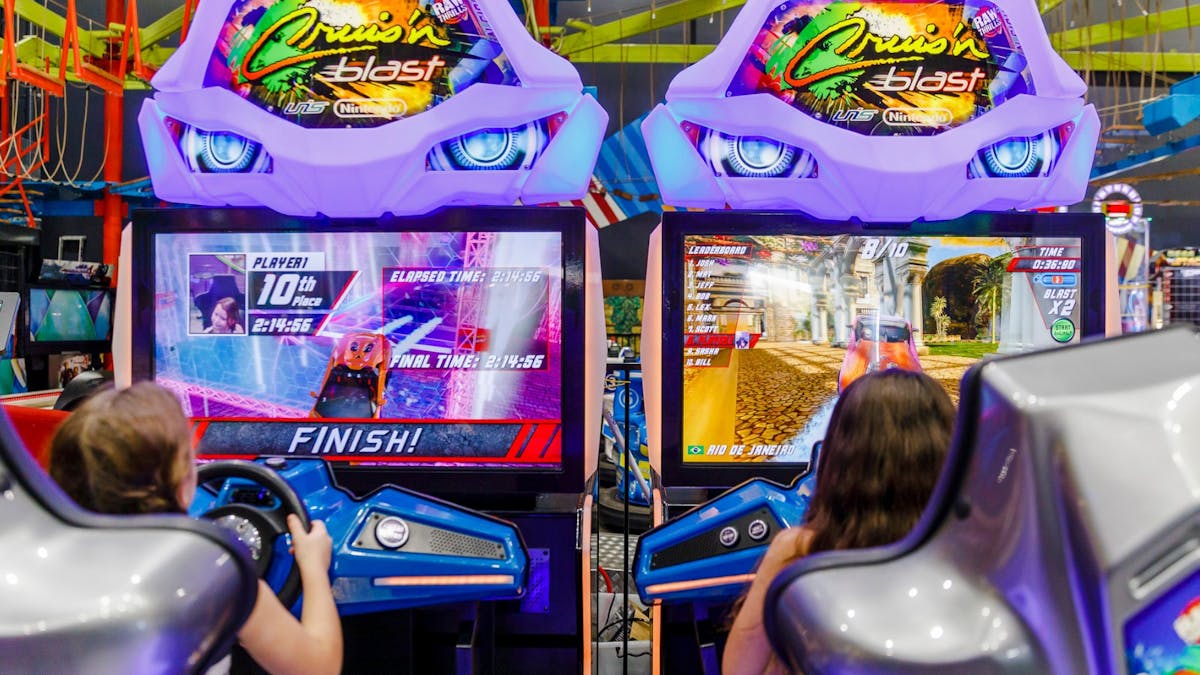 iPlay Adventure Arcade