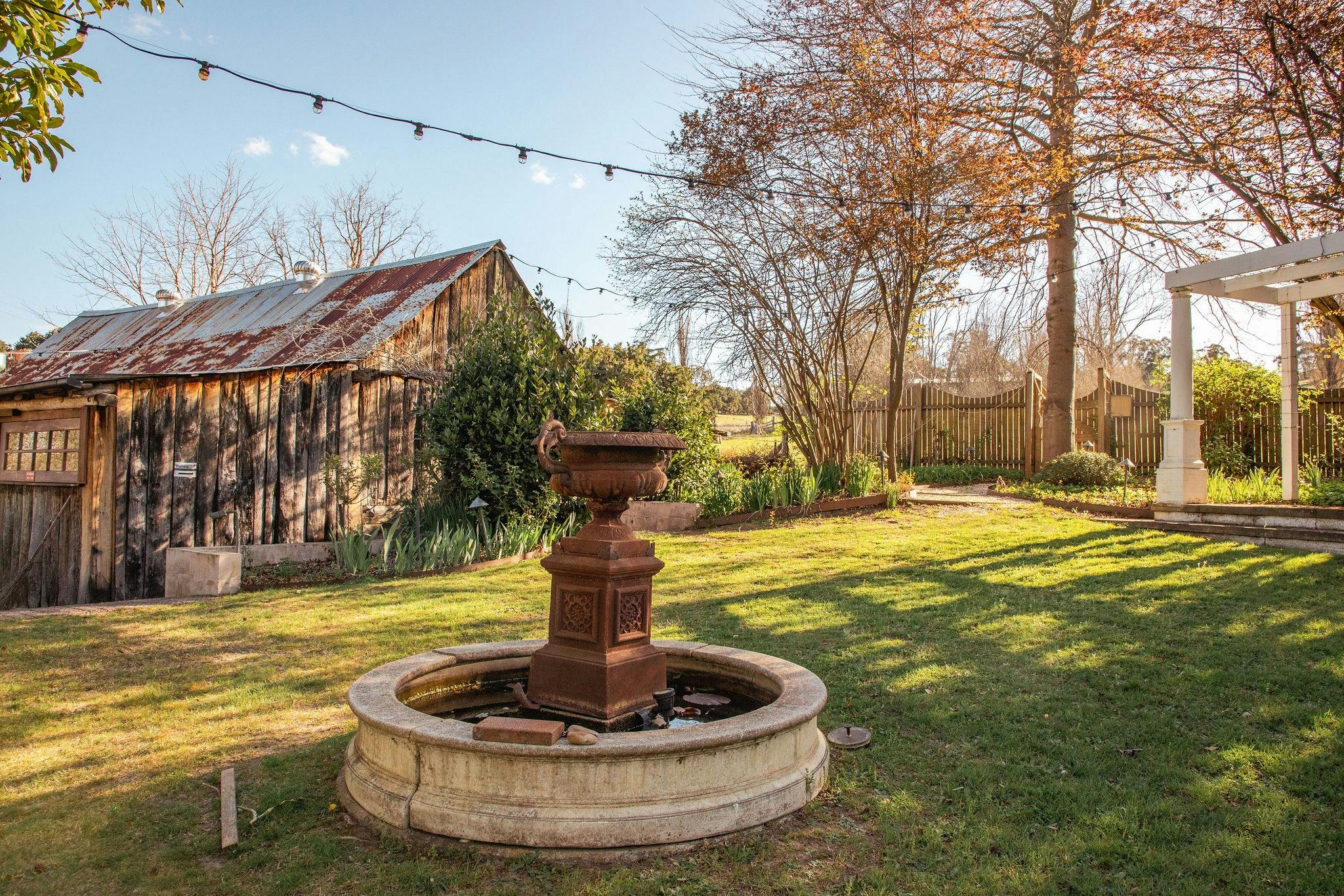 Mutton Falls beautiful garden