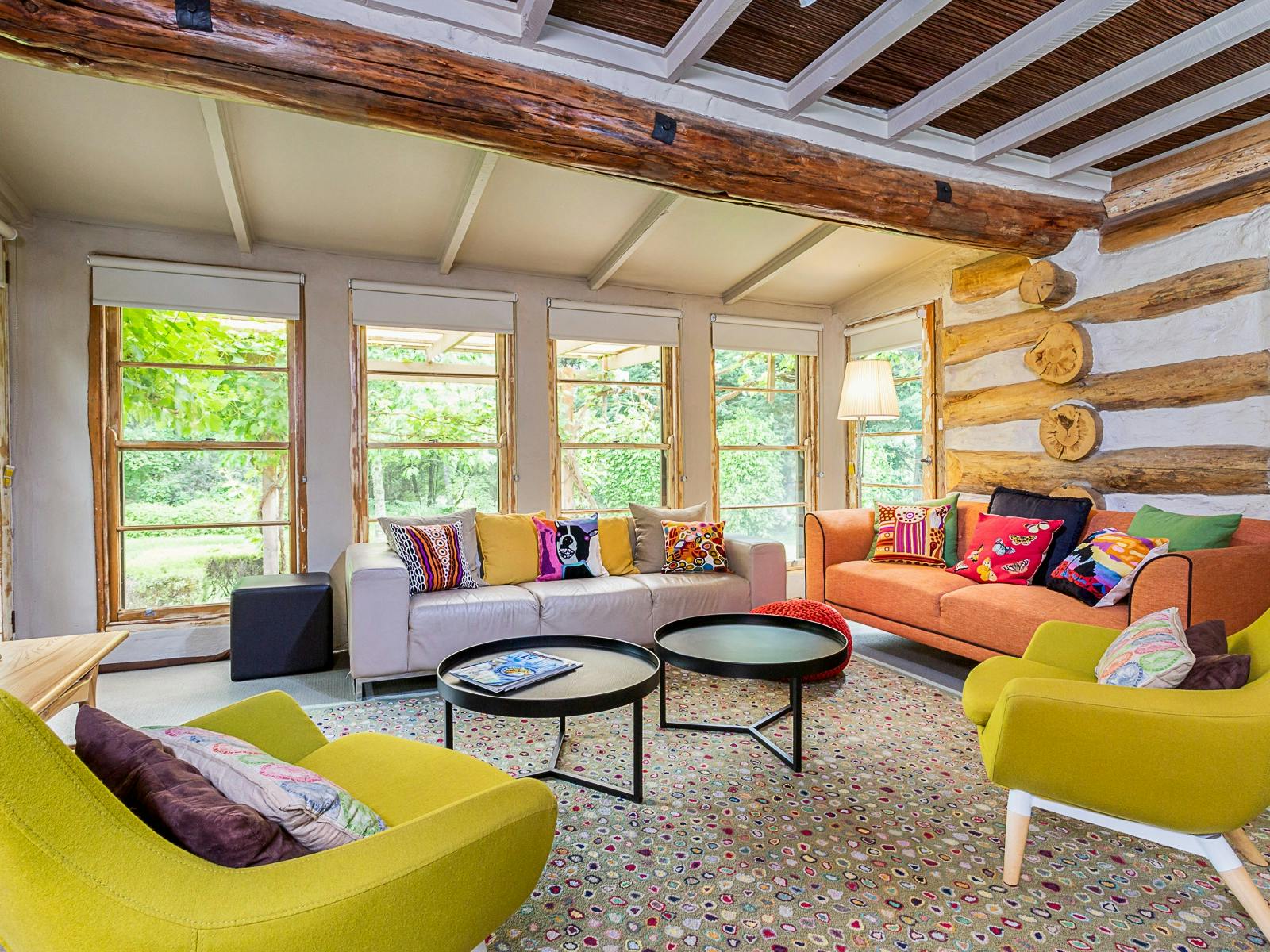 Generous living and dining room overlooking your private dining terrace and garden