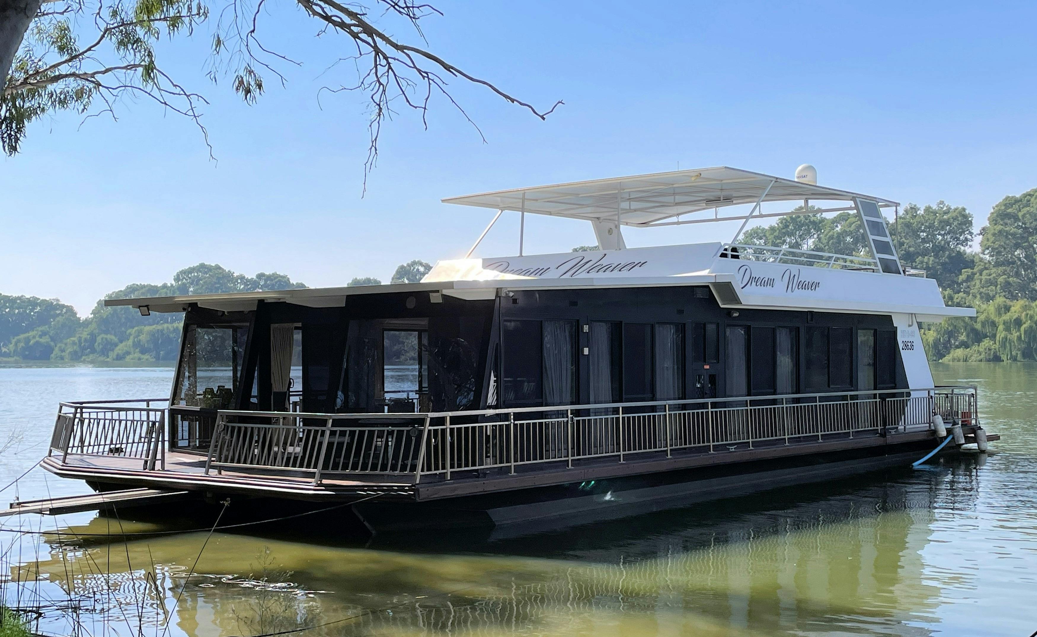 River Stays Houseboat Holidays