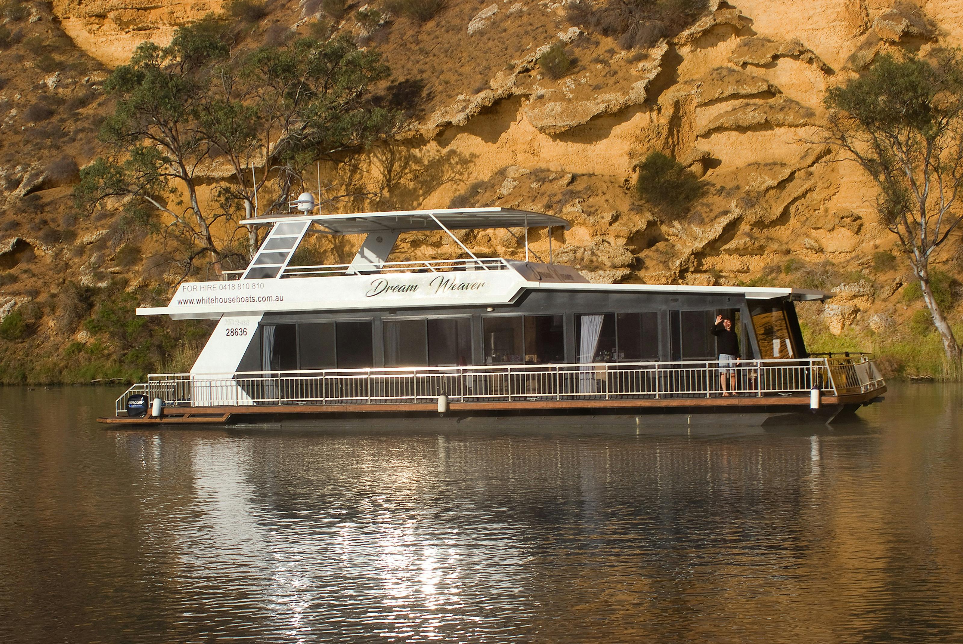 Dream Weaver Houseboat