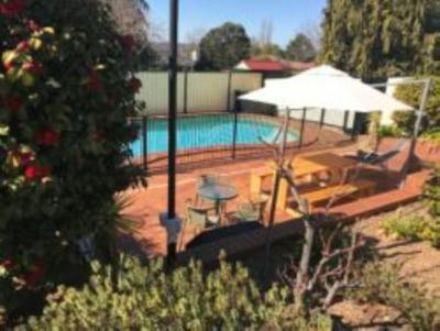 Image of Hideaway Motor Inn