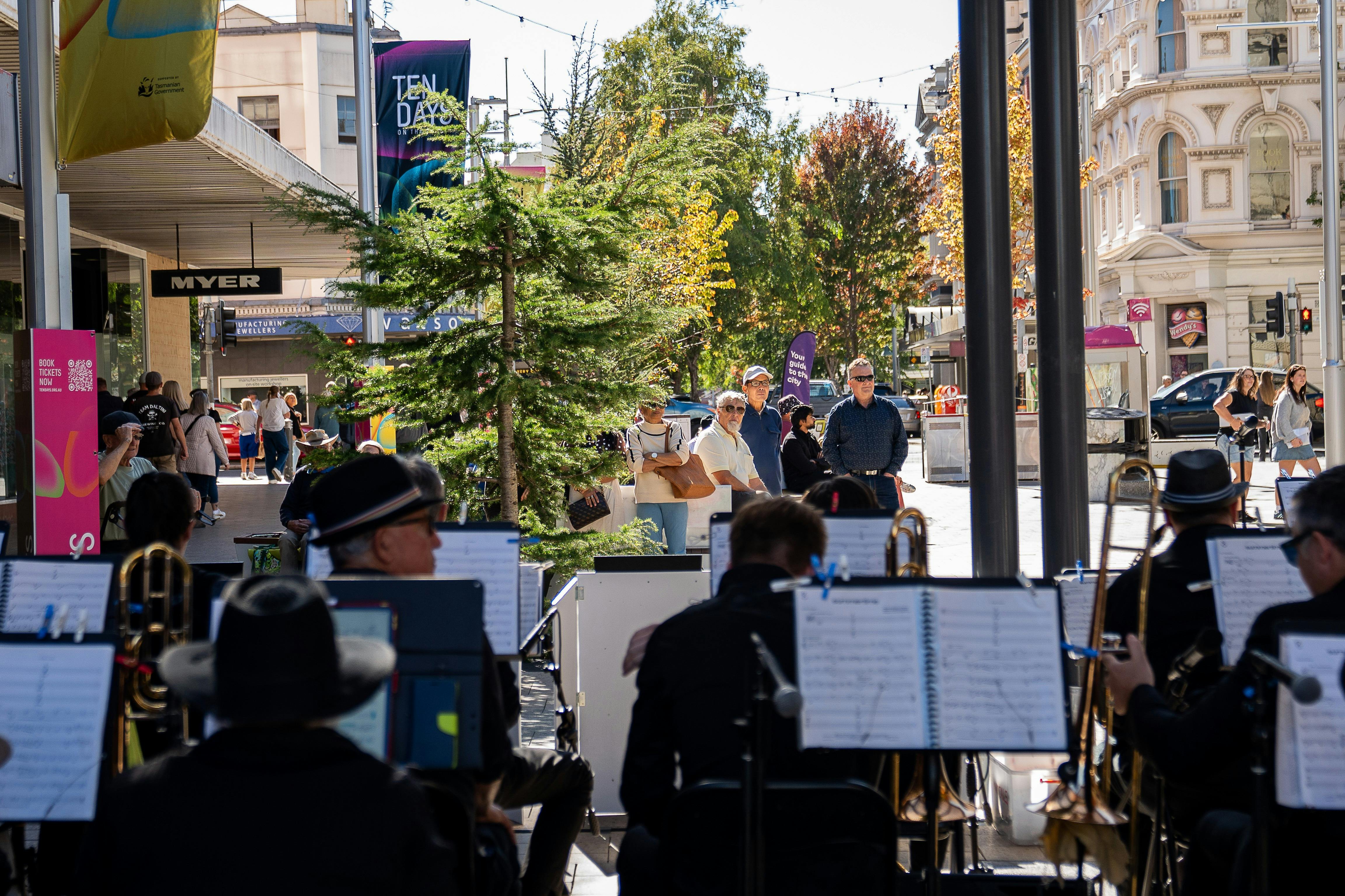 Musicians in Brisbane Street