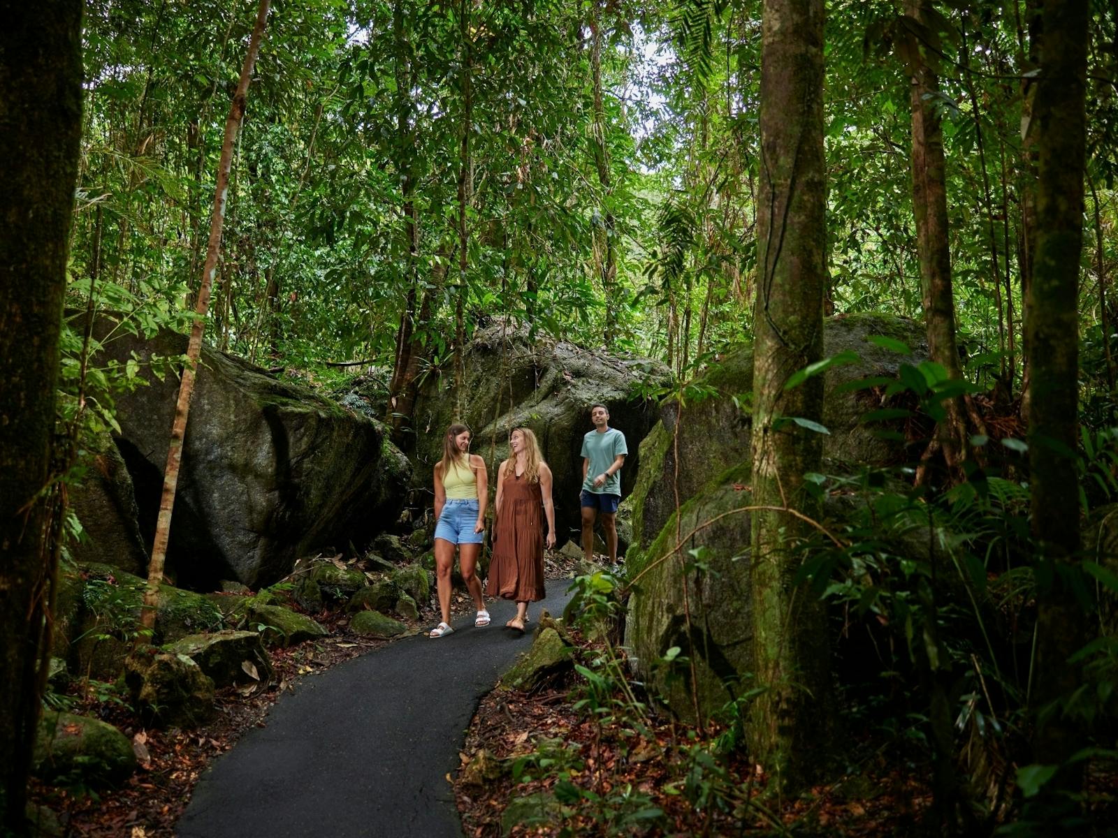 Barefoot Tours | Tropical North Queensland