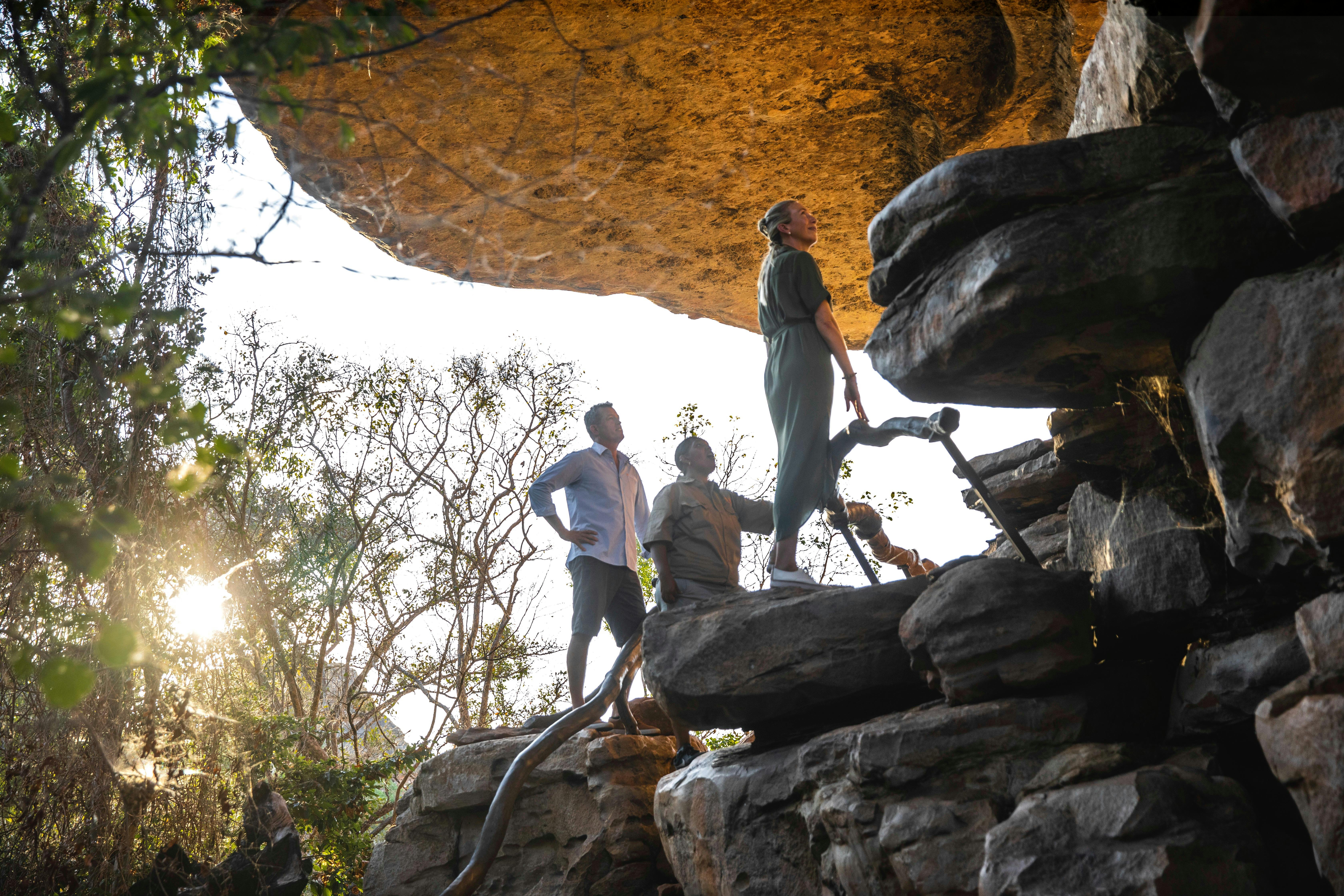 Ubirr Lookout  with Sacred Owl Tours