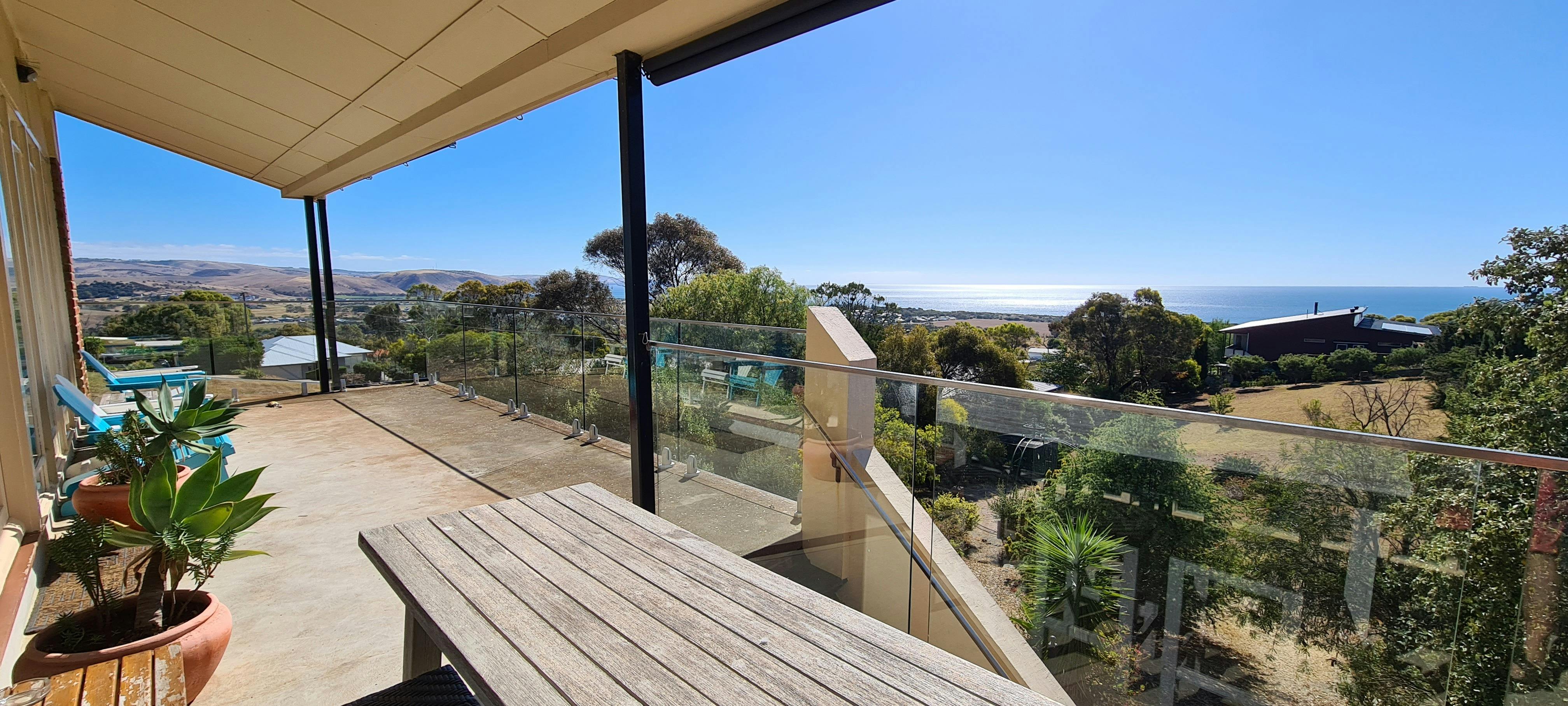 Seaview House Normanville - Coastal Views from Decking