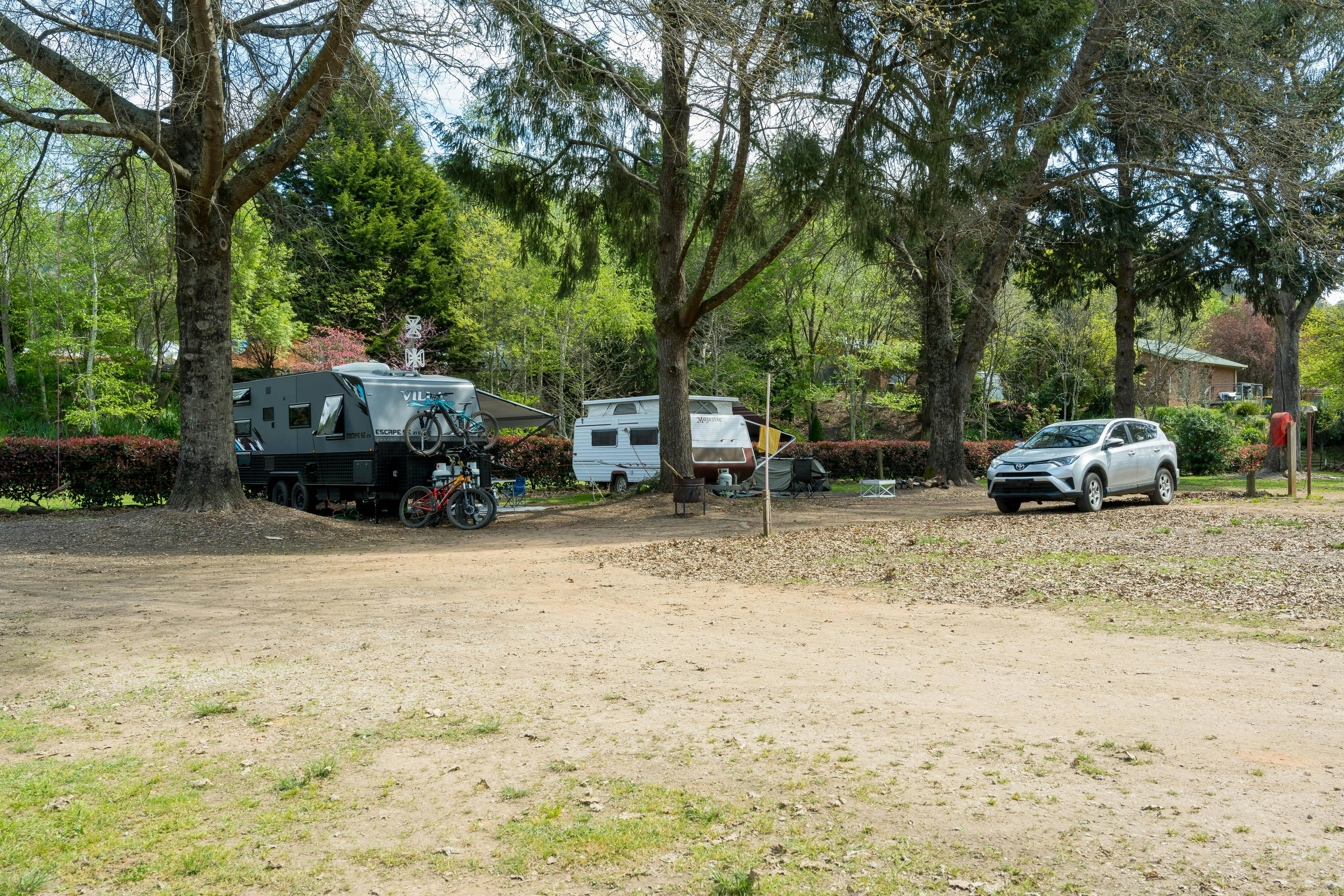 Bright Cabin and Caravan Park - Powered Sites