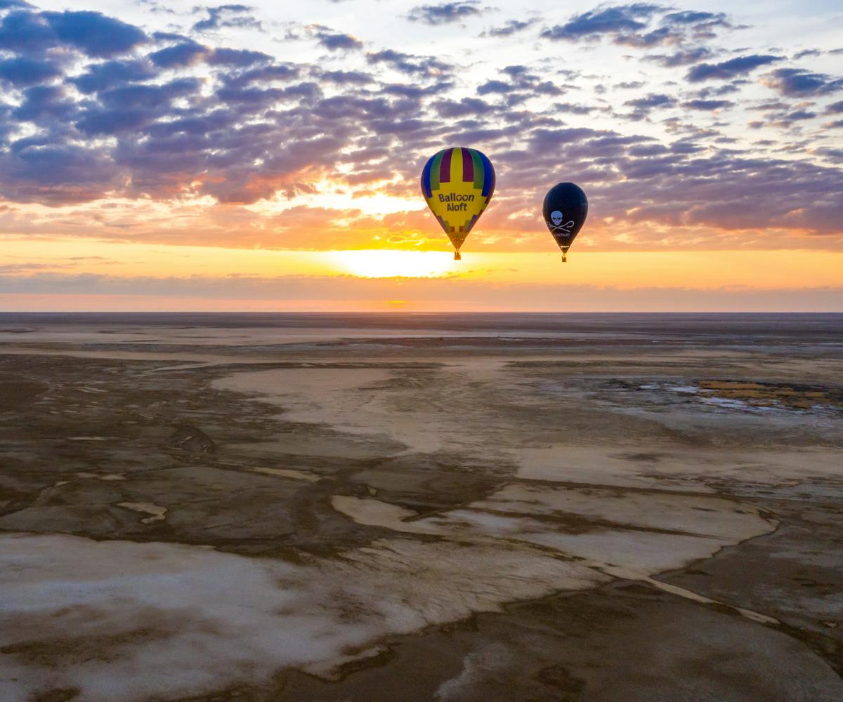 Balloon Flight over Guld Country, Burketown, QLD