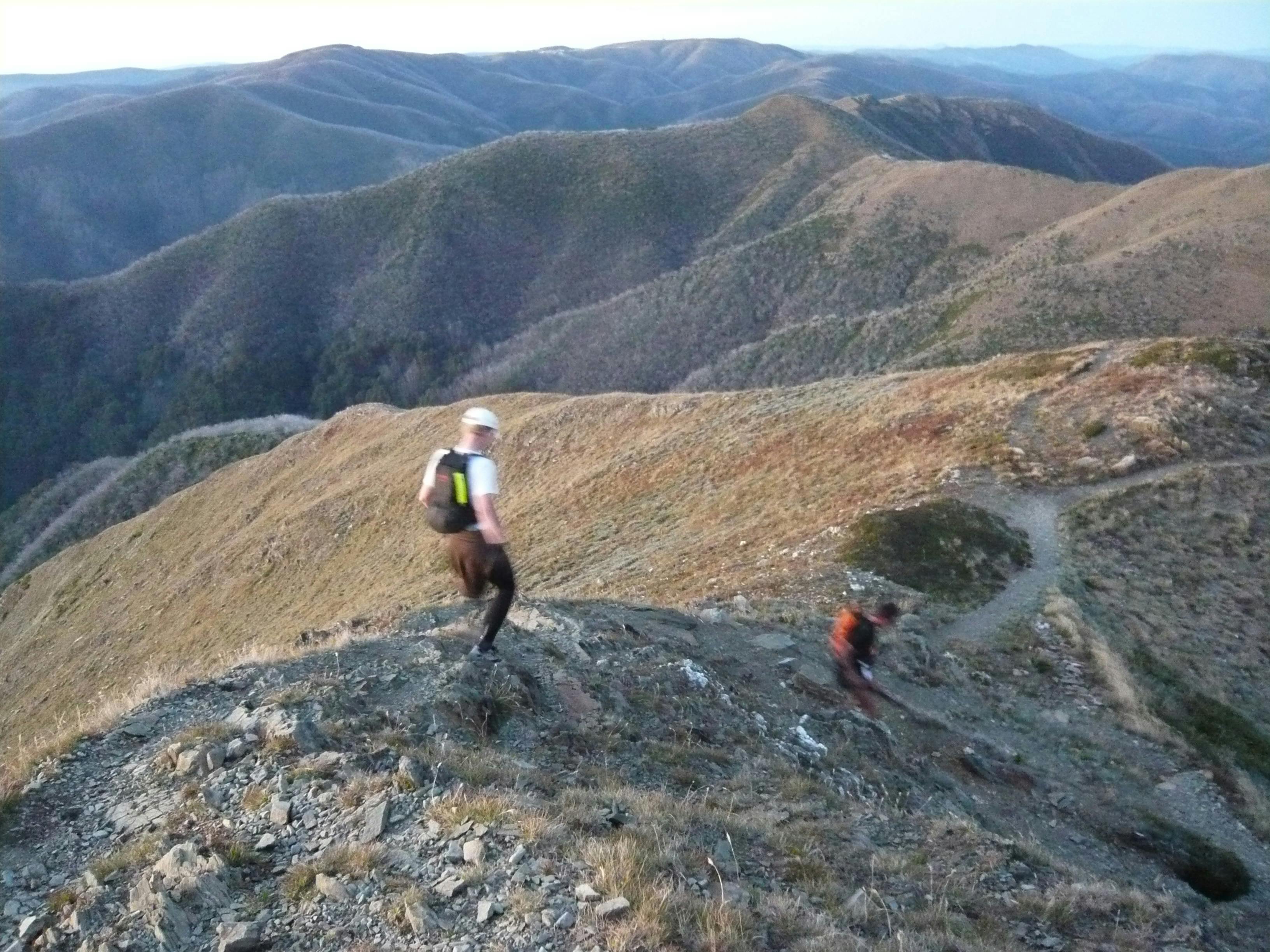 Descending Mt Feathertop