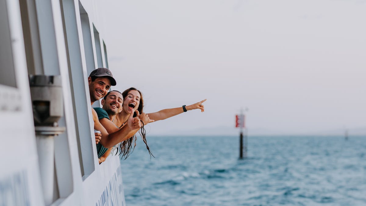 fun ferry backpackers Magnetic Island Ferries fun ferry backpackers Magnetic Island Ferries