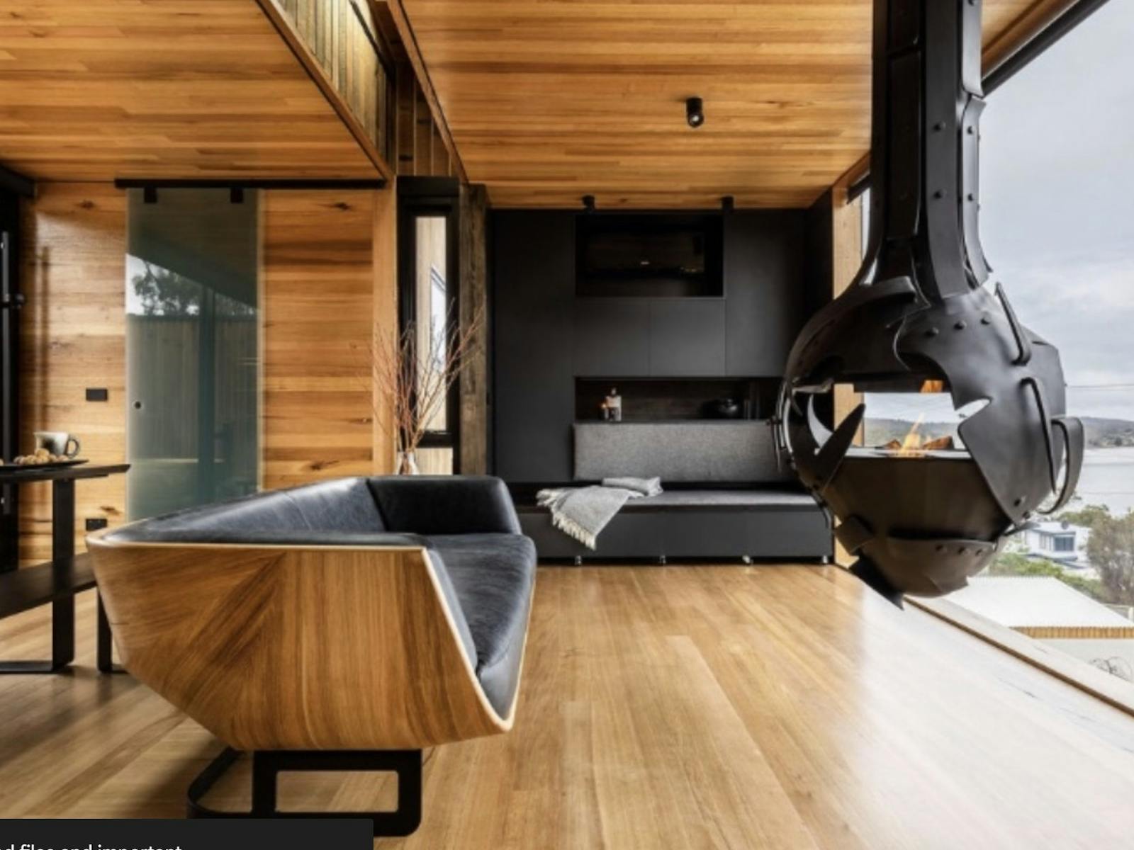 Interior pod