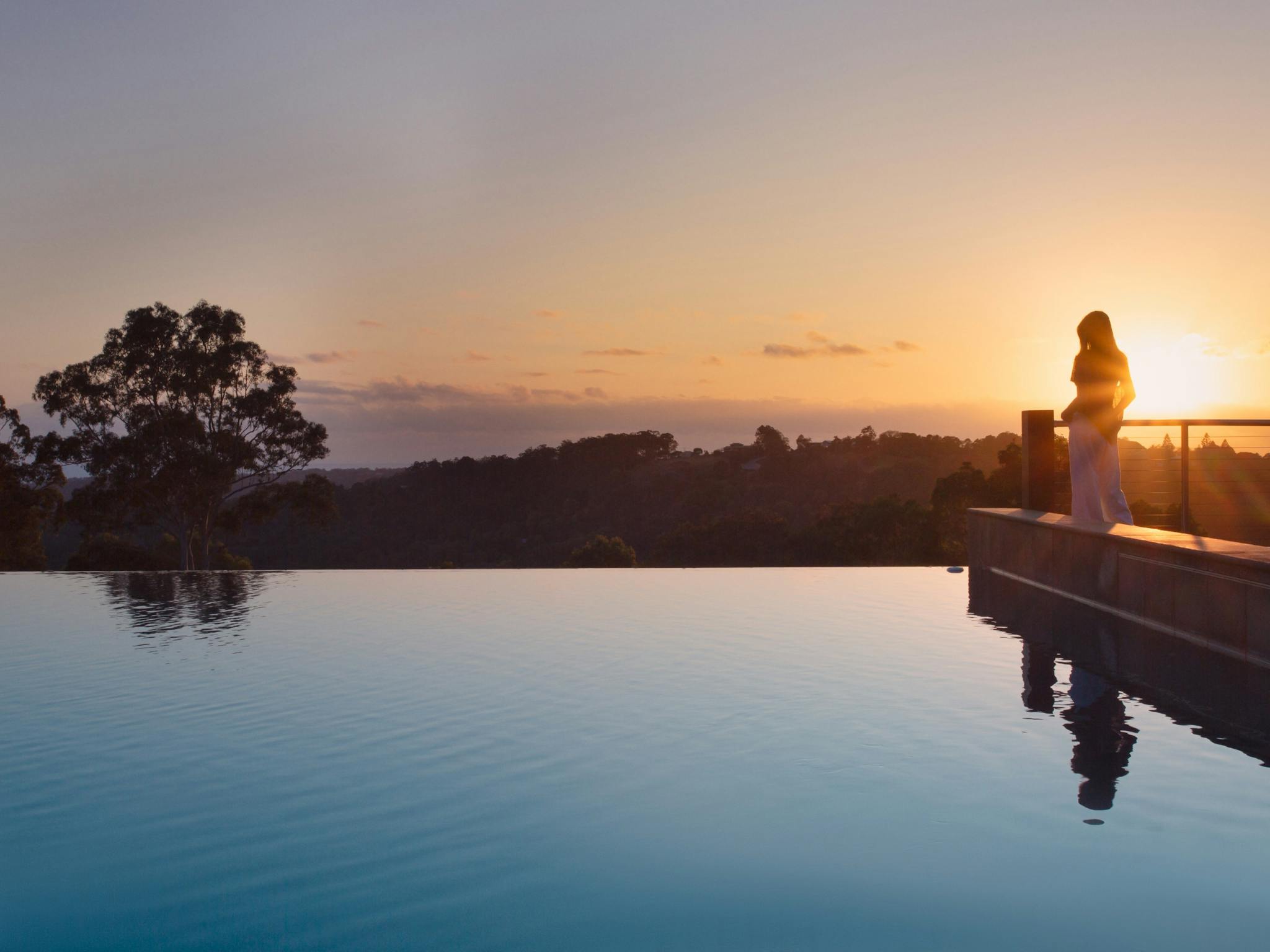 Gwinganna Infinity Pool Sunset Gwinganna Infinity Pool Sunset