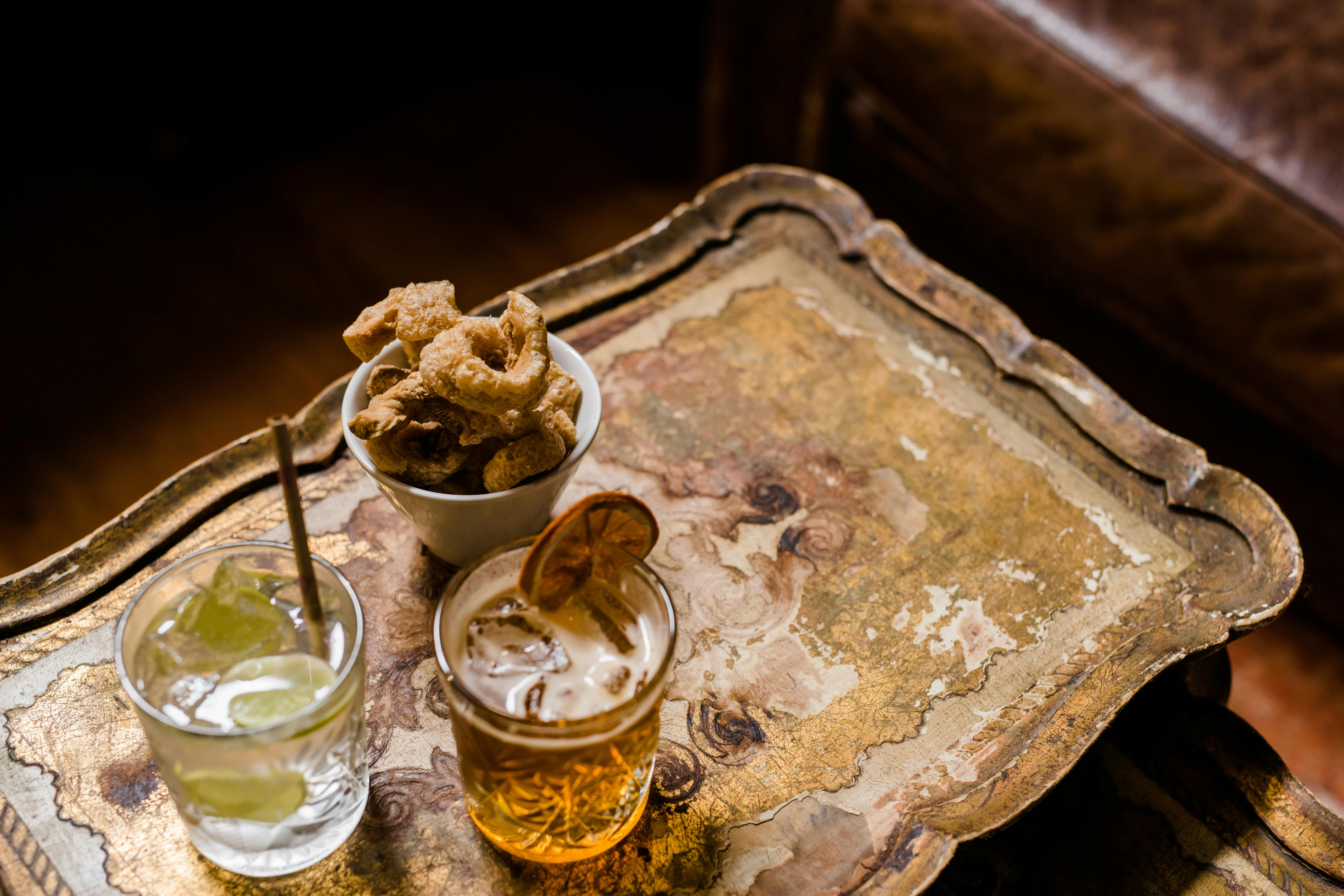 Stanley Pub, cocktail hour