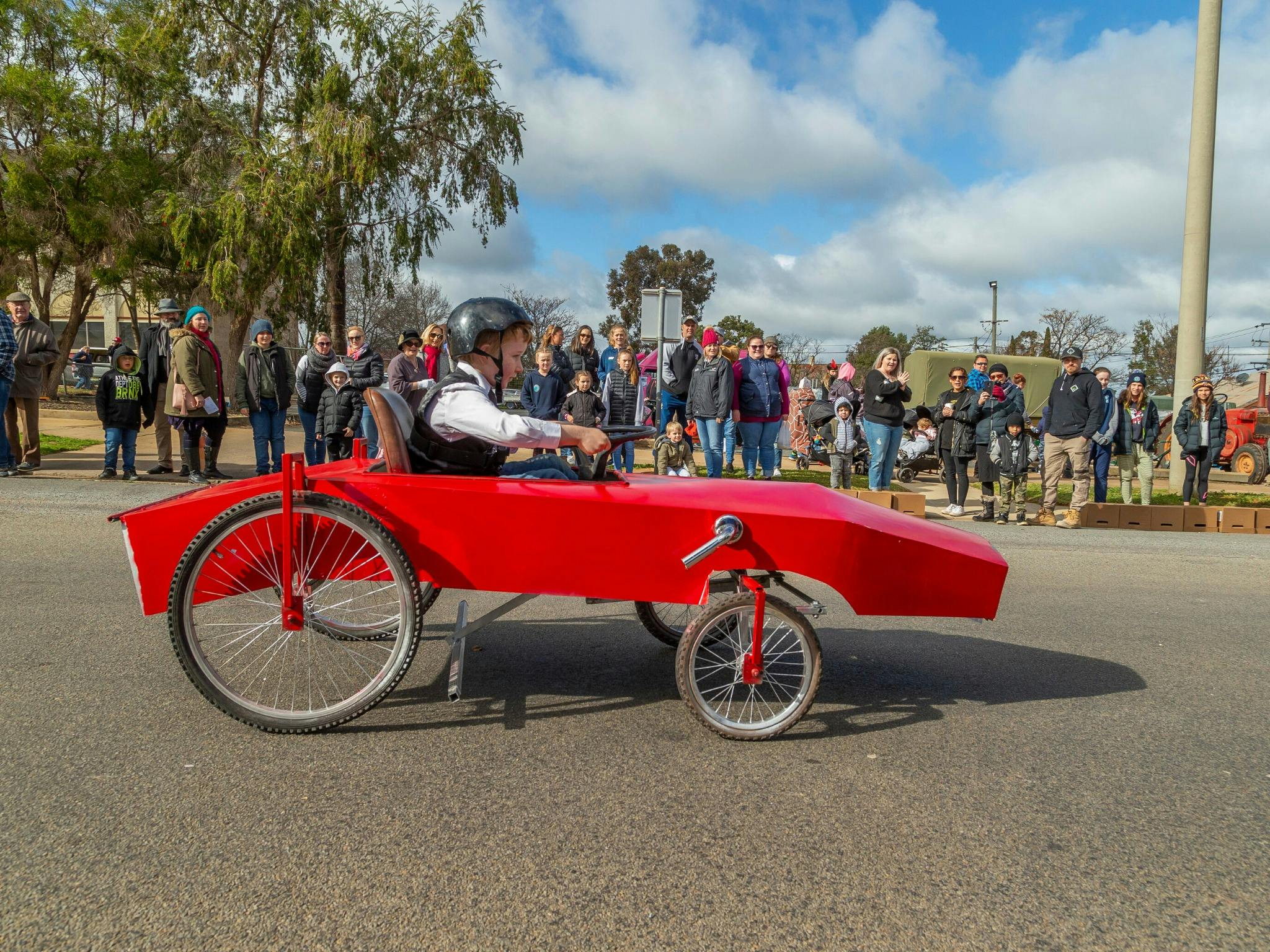 Australian Art Deco Festival Leeton NSW Holidays &