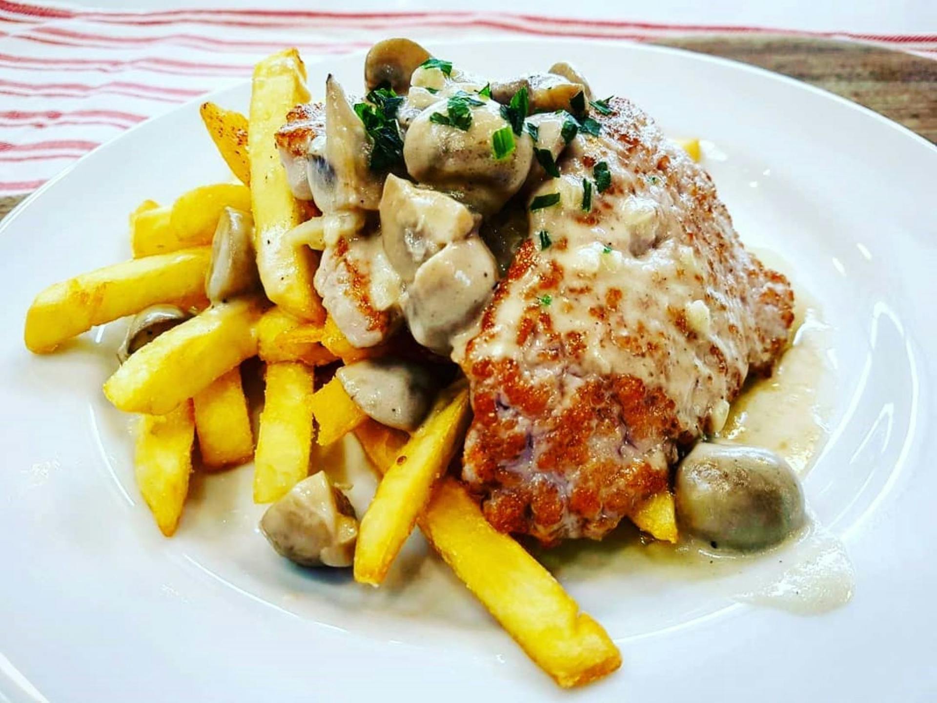 Gasthaus Schnitzel Macarthur Square in Campbelltown - The Fold: Your ...