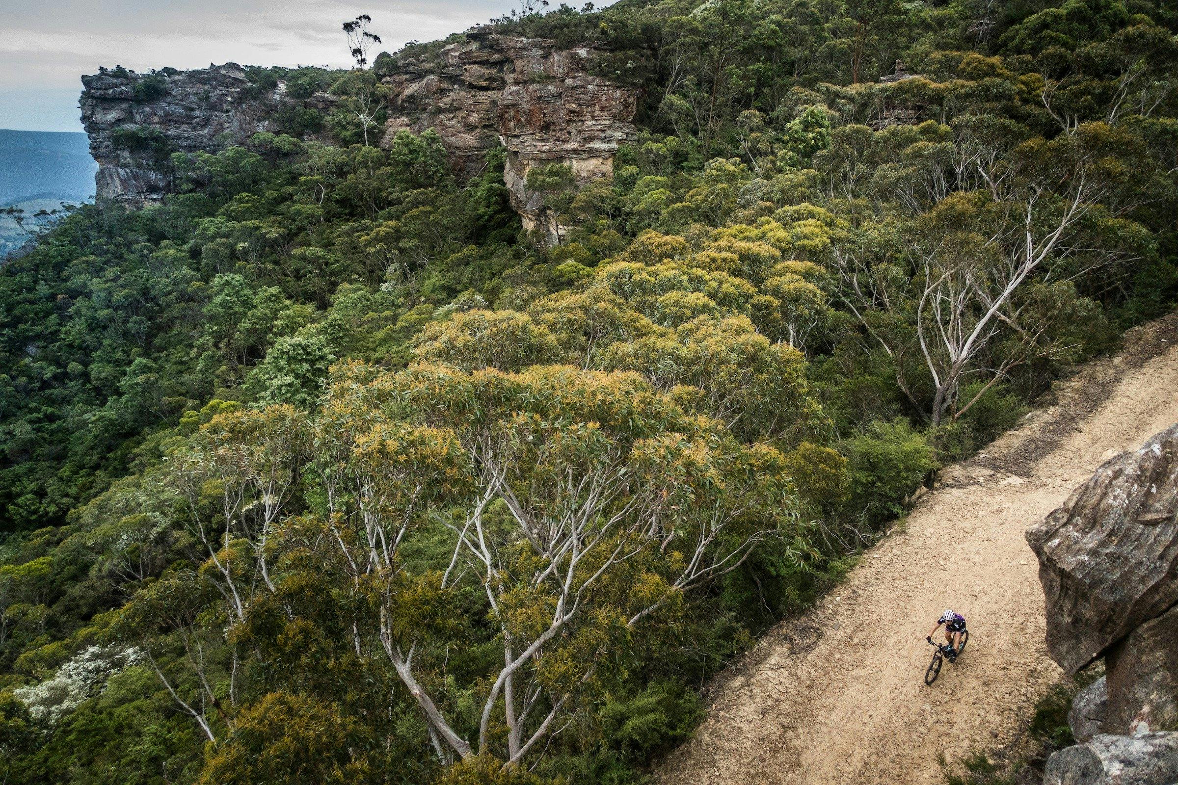 Drone View bike riders on Narrowneck trail