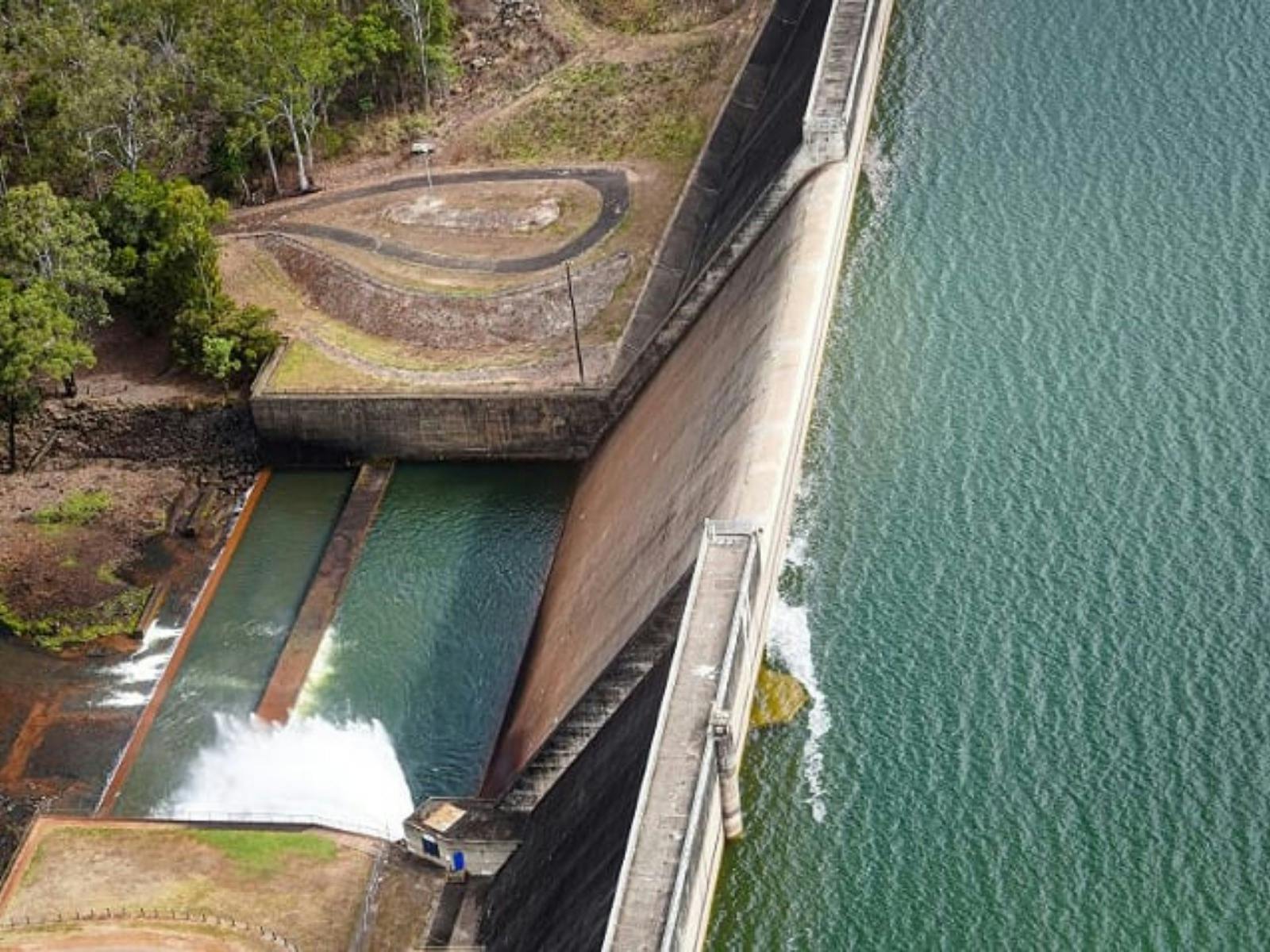 Tinaroo Falls Dam Wall