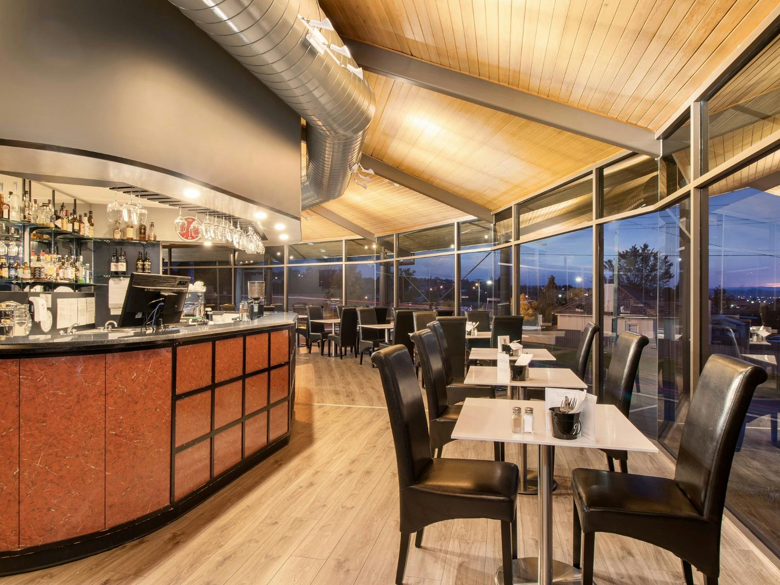 Skyline-Interior