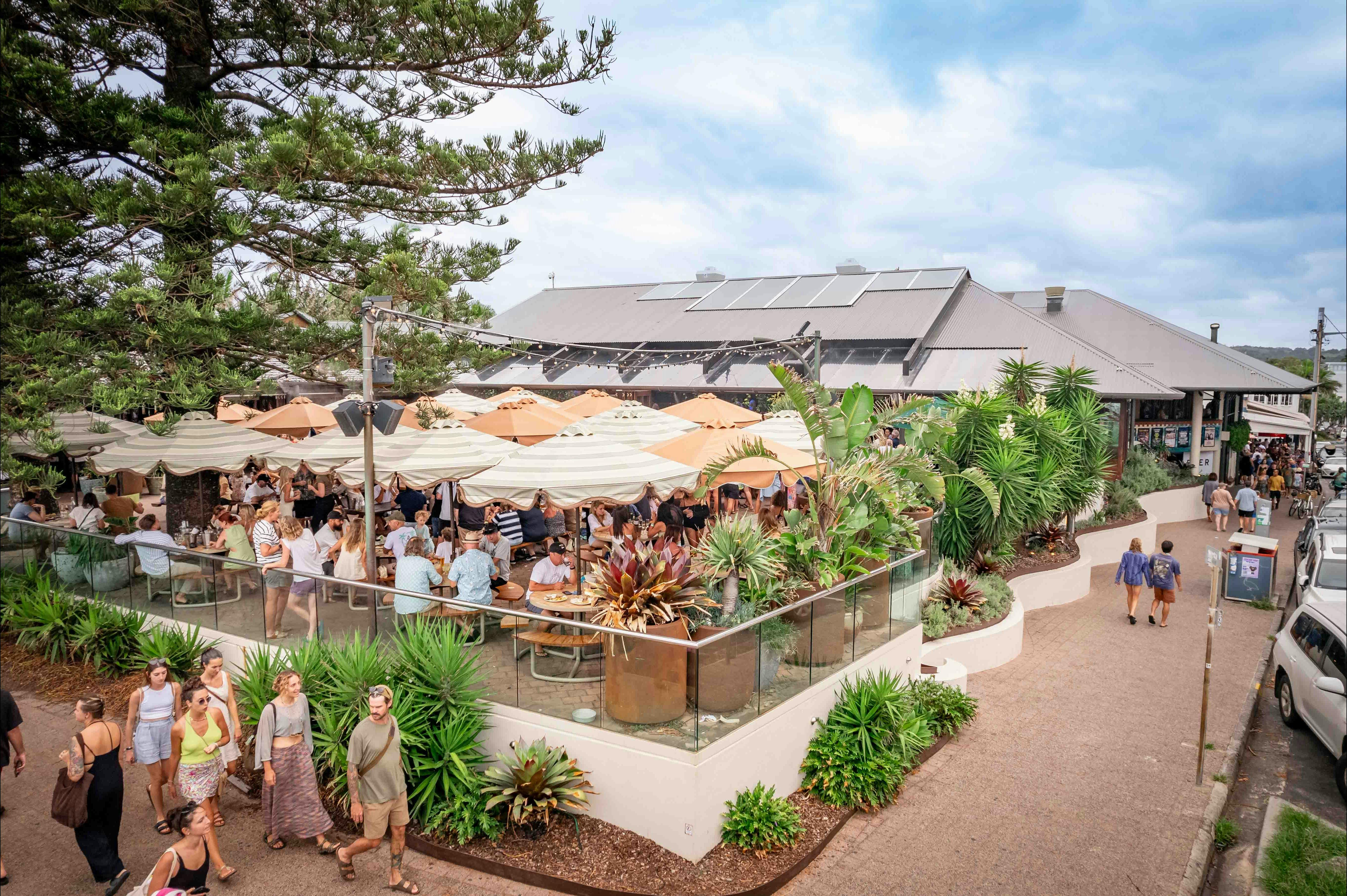 Beer Garden Beach Hotel Byron Bay