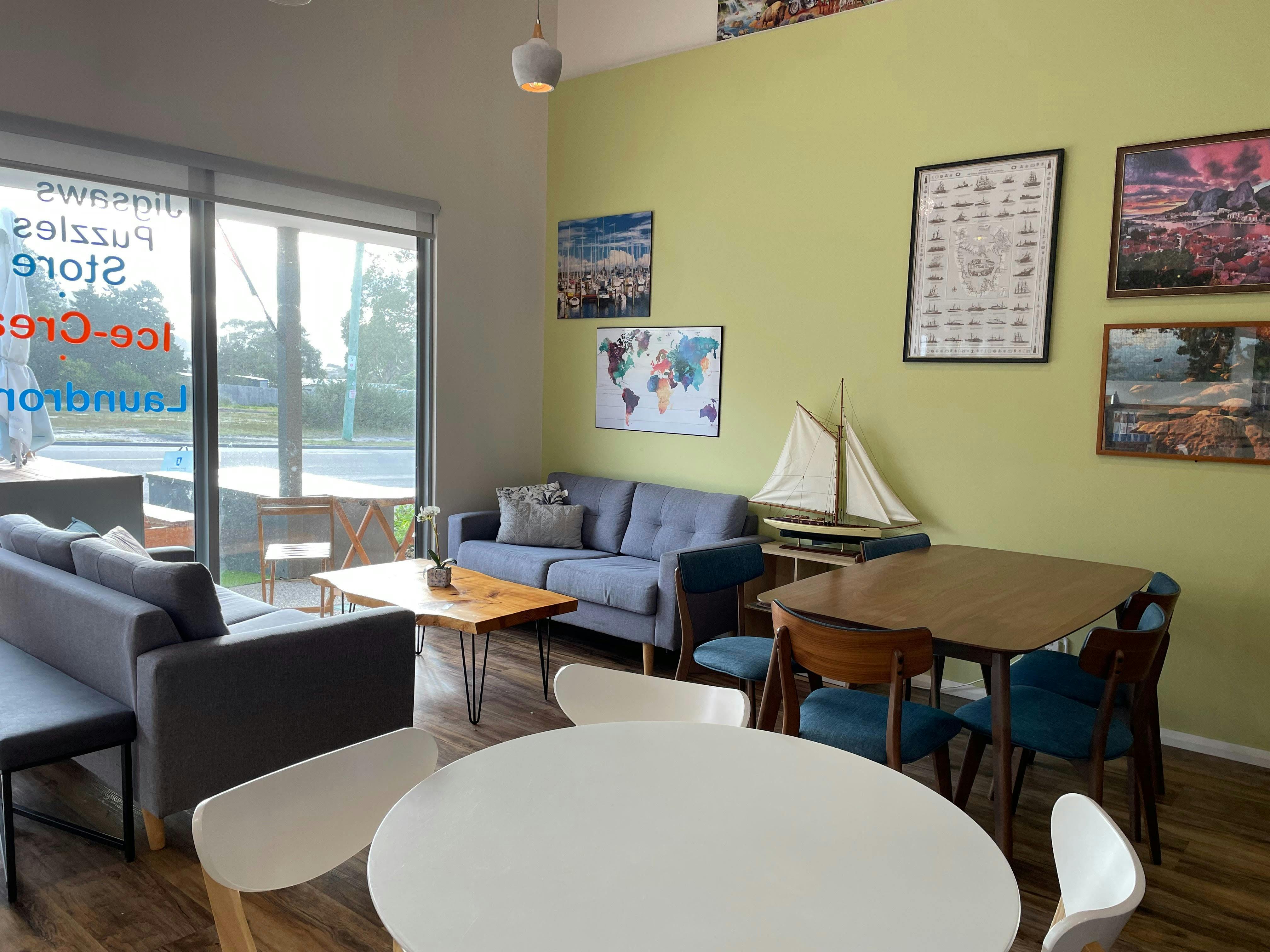 Rainy Day Cafe Dine in comfort
