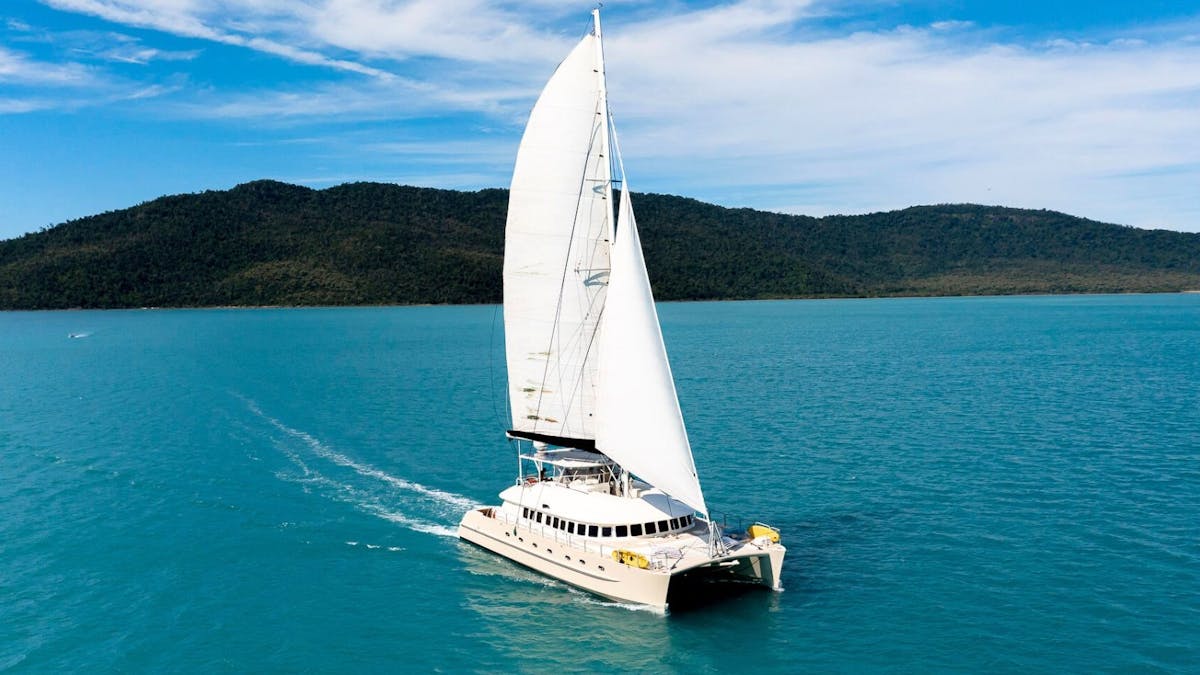 Whitsundays Sailing & Yacht Charter - The Tour Specialists Whitsundays Sailing & Yacht Charter - The Tour Specialists