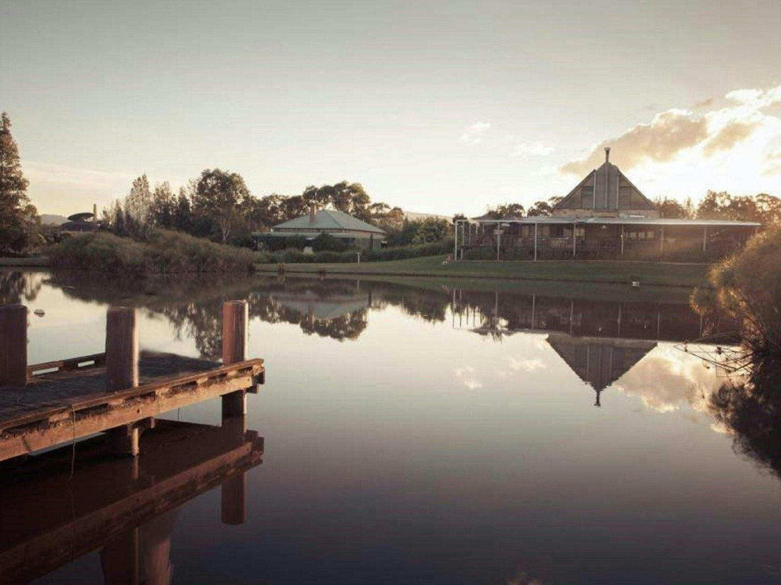 カレーワインズのレストラン「カウル」へのヘリコプター遊覧飛行