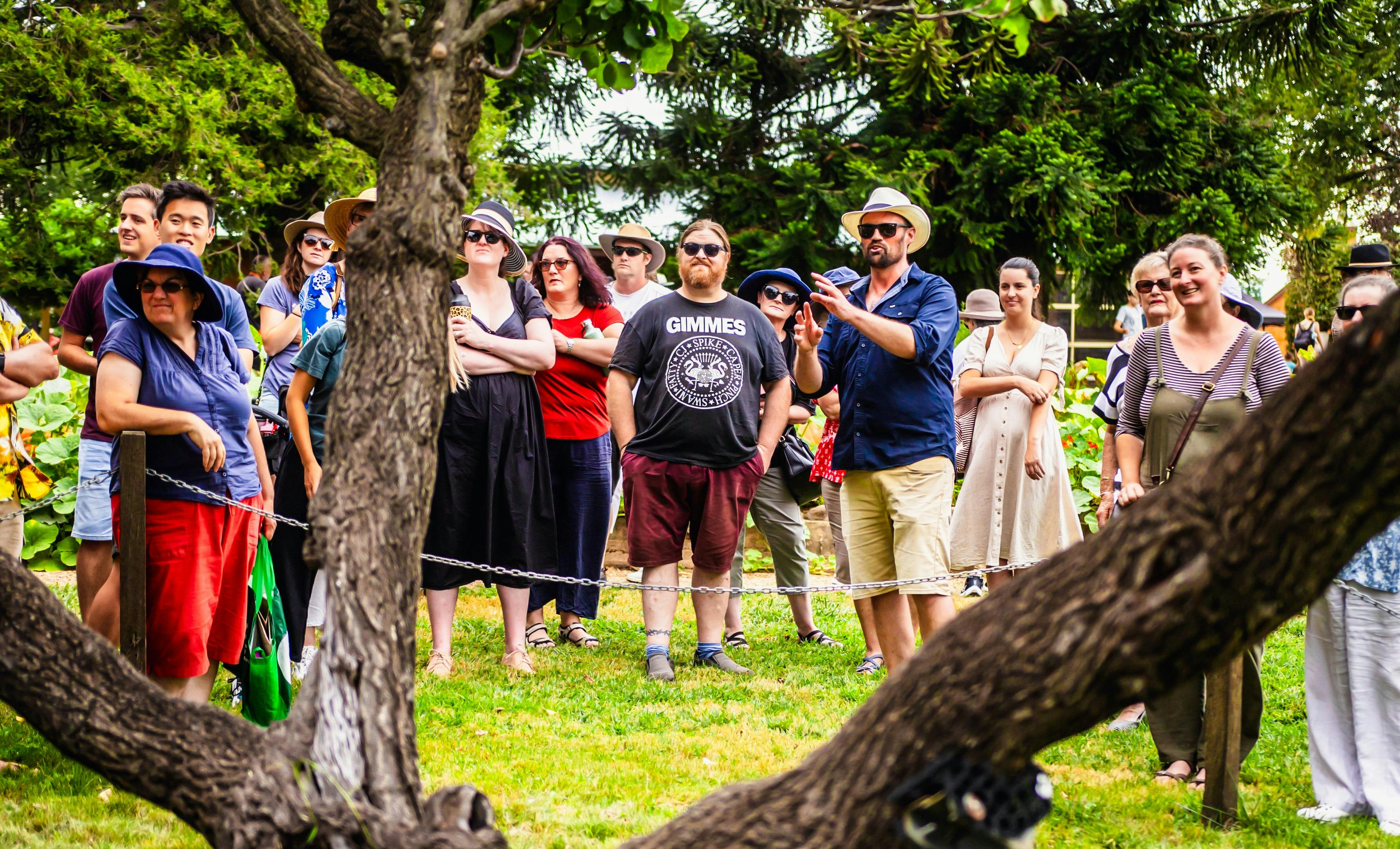 Garden tour with guide and participants at Harvest Day Out